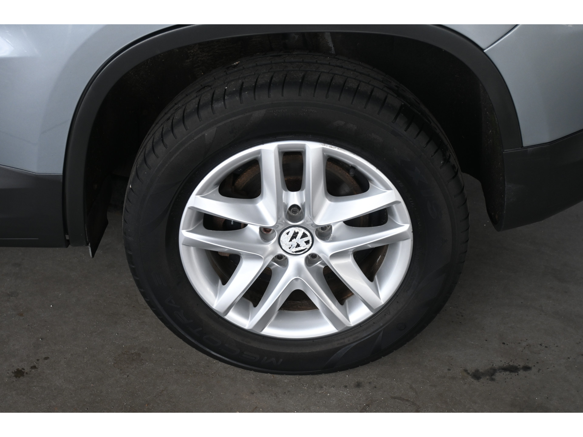 Volkswagen Tiguan 1.4 TSI Comfort&Design Ecc Airco Cruise Control Trekhaak Rijklaarprijs Inruil Mogelijk!
