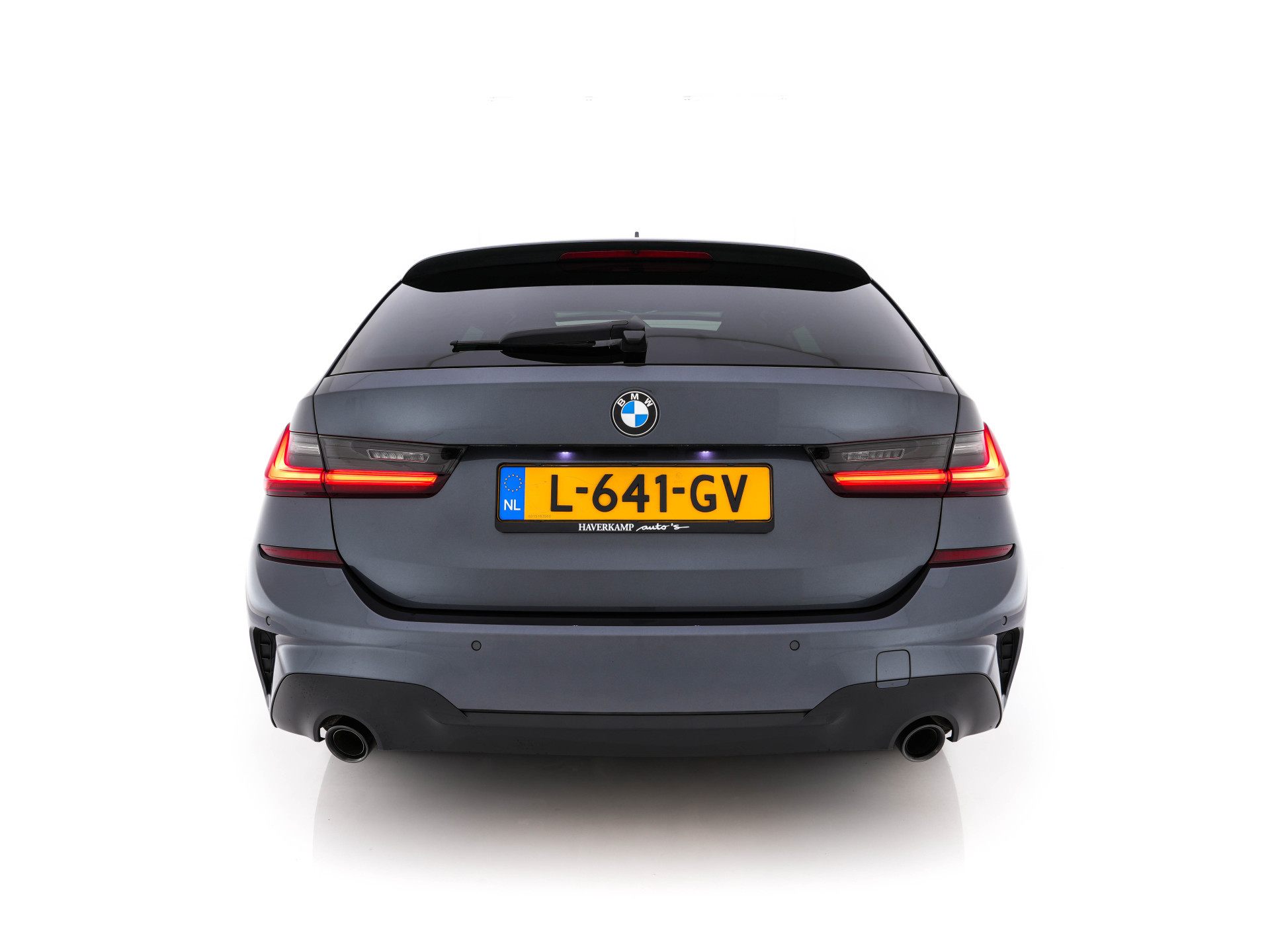 BMW 3-serie Touring 320e M-Sportpack Business Edition Plus (Plug-In) (INCL-BTW) *PANO | LASER-LED | LEATHER | HEATED-SPORTSEATS | HARMAN/KARDON | VIRTUAL-COCKPIT | AMBIENT-LIGHT | NAVI-FULLMAP | DAB+ | 18''ALU*