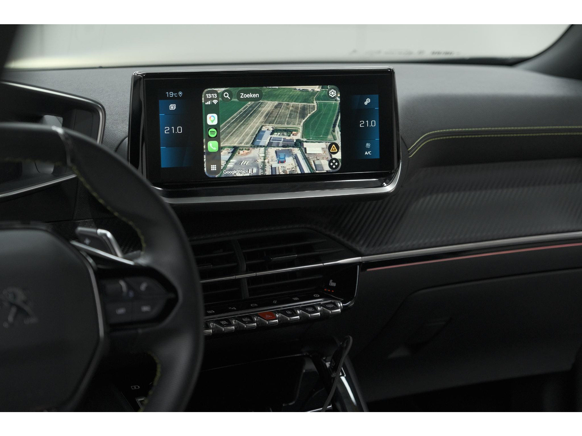 Peugeot 2008 PureTech 130 EAT8 GT | Camera | Dodehoekdetectie | Apple Carplay | Pack Winter