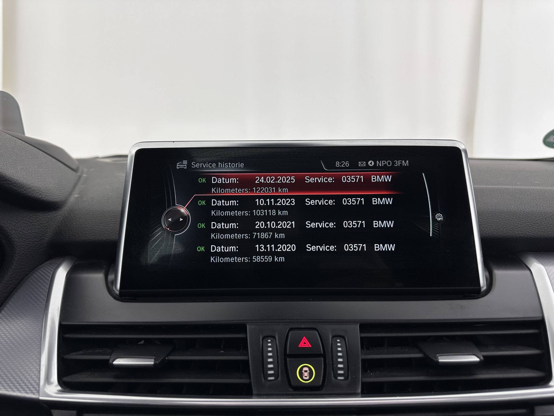 BMW 2-serie Active Tourer 225xe M-Sportpack iPerformance Centennial High Executiv (INCL-BTW) Aut. *PANO | HEAD-UP | LEATHER | FULL-LED | CAMERA | NAVI-FULLMAP | HEATED-SPORTSEATS | KEYLESS | ECC | PDC | CRUISE | 17''ALU*