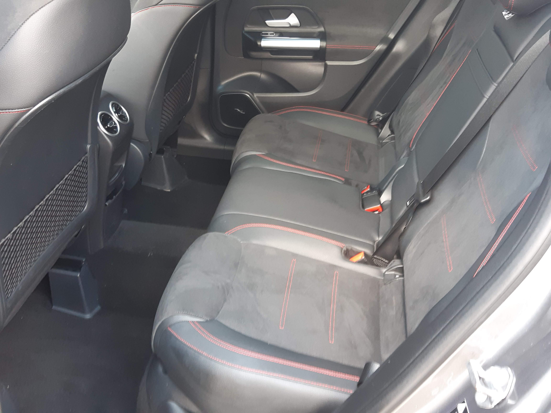 Mercedes-Benz GLA-klasse 250 4MATIC AMG Line