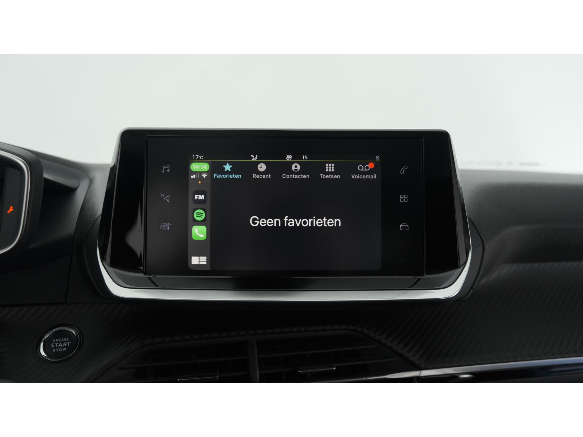 Peugeot 2008 PureTech 130 Allure | Trekhaak | Camera | Apple Carplay | Stoelverwarming | Parkeersensoren