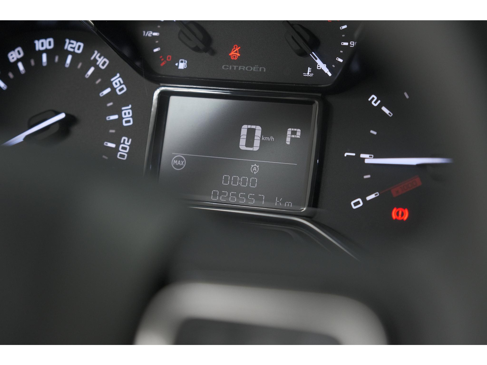 Citroen C3 Aircross PureTech 130 EAT6 Max | Parkeersensoren | Stoelverwarming | Apple Carplay | 16 Inch Lichtmetalen Velgen