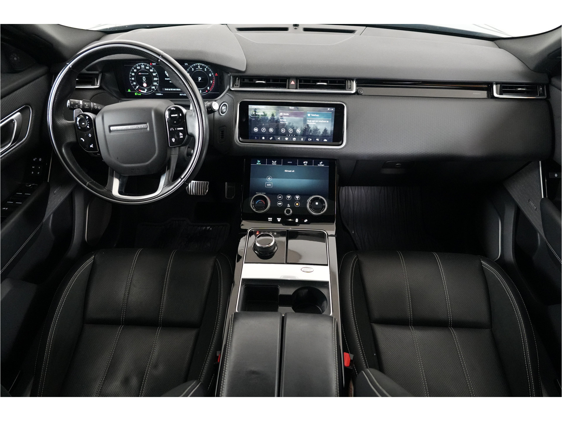 Land Rover Range Rover Velar 2.0 I4 Turbo 300 pk AWD R-Dynamic SE | Pano | Trekhaak | El. Stl. verst. | Massage | Leder | Inparkeer |e | Stl. verw. |