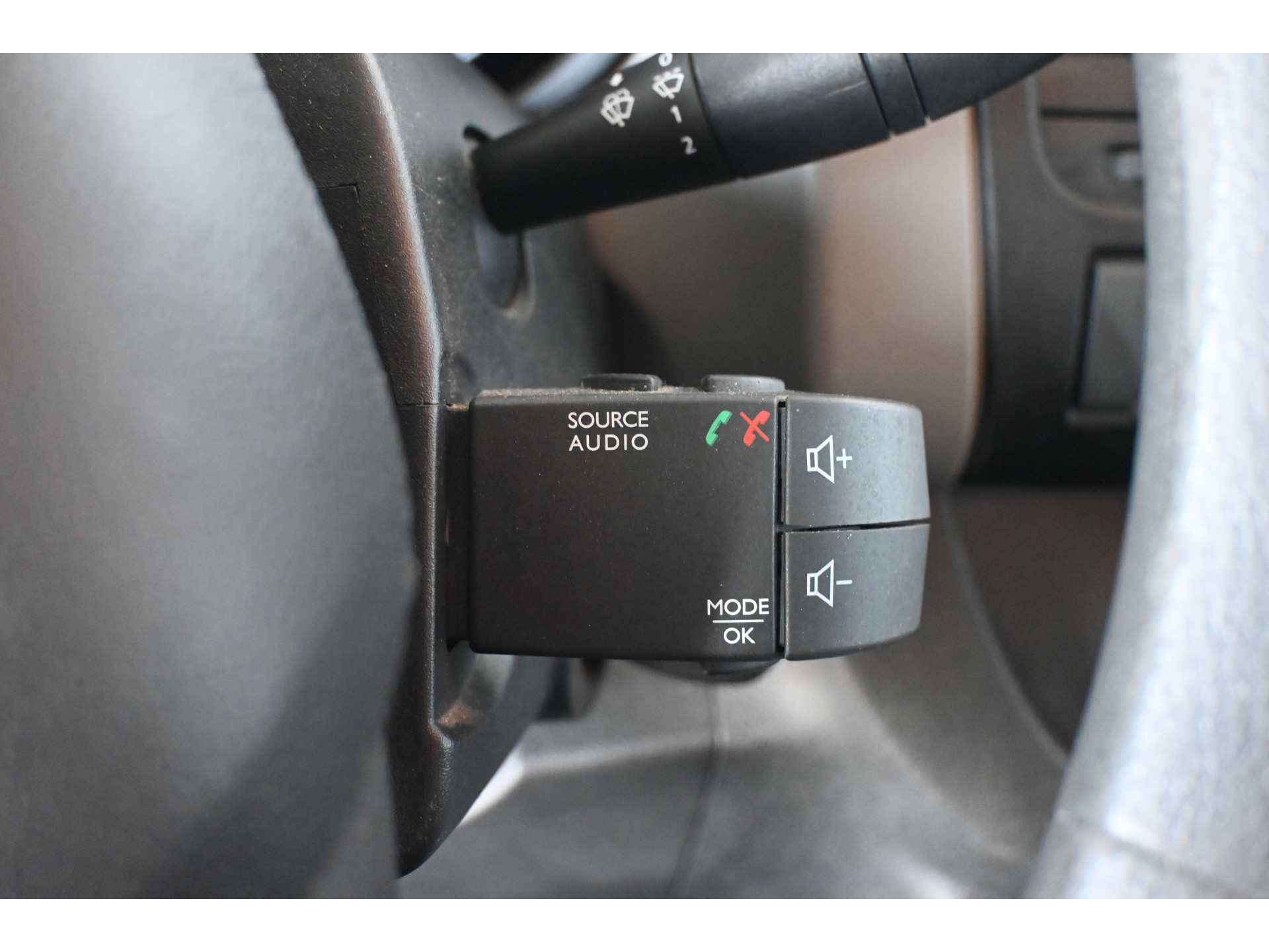 Renault Trafic 1.6 dCi T27 L1H1 Générique BTW Nap Airco Trekhaak Elektrisch Pakket Inruil Mogelijk!