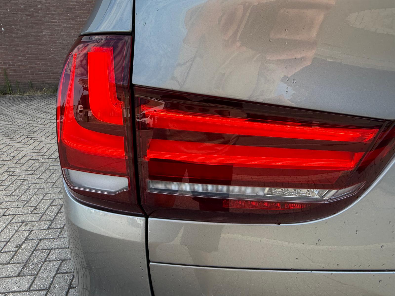 BMW X5 M | 2E EIGENAAR |3/6/12MND GARANTIE| PANO | LED | B&O | DAB | HEAD-UP | 360 CAMERA | TREKHAAK | BOMVOL |