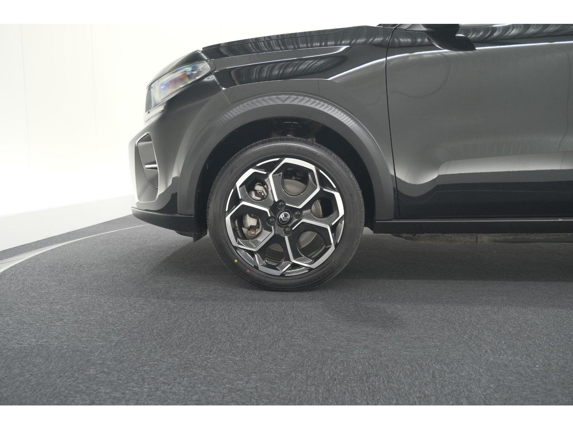 Citroen Ë-C3 Max 113pk 44 kWh | 7 KW Laadfunctie | Camera | Navigatie | Apple Carplay | Parkeersensoren