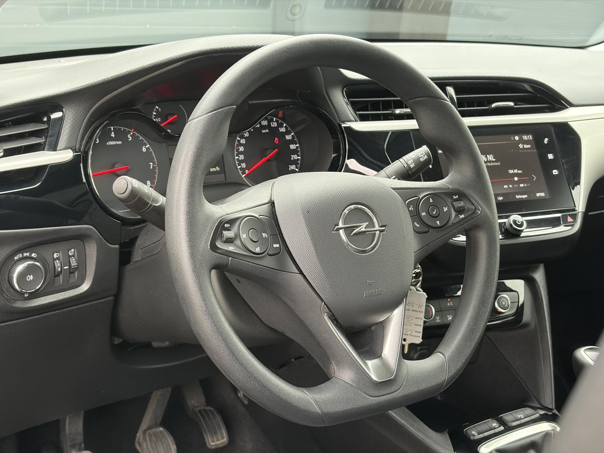 Opel Corsa 1.2 Edition ✓D-riem vv in 2025✓2e Eigenaar✓Carplay✓Airco✓Cruise✓Rijstrooksensor✓Pdc✓102pk✓6 Bak✓5 Deurs✓N.A.P✓Apk tot 02-2028