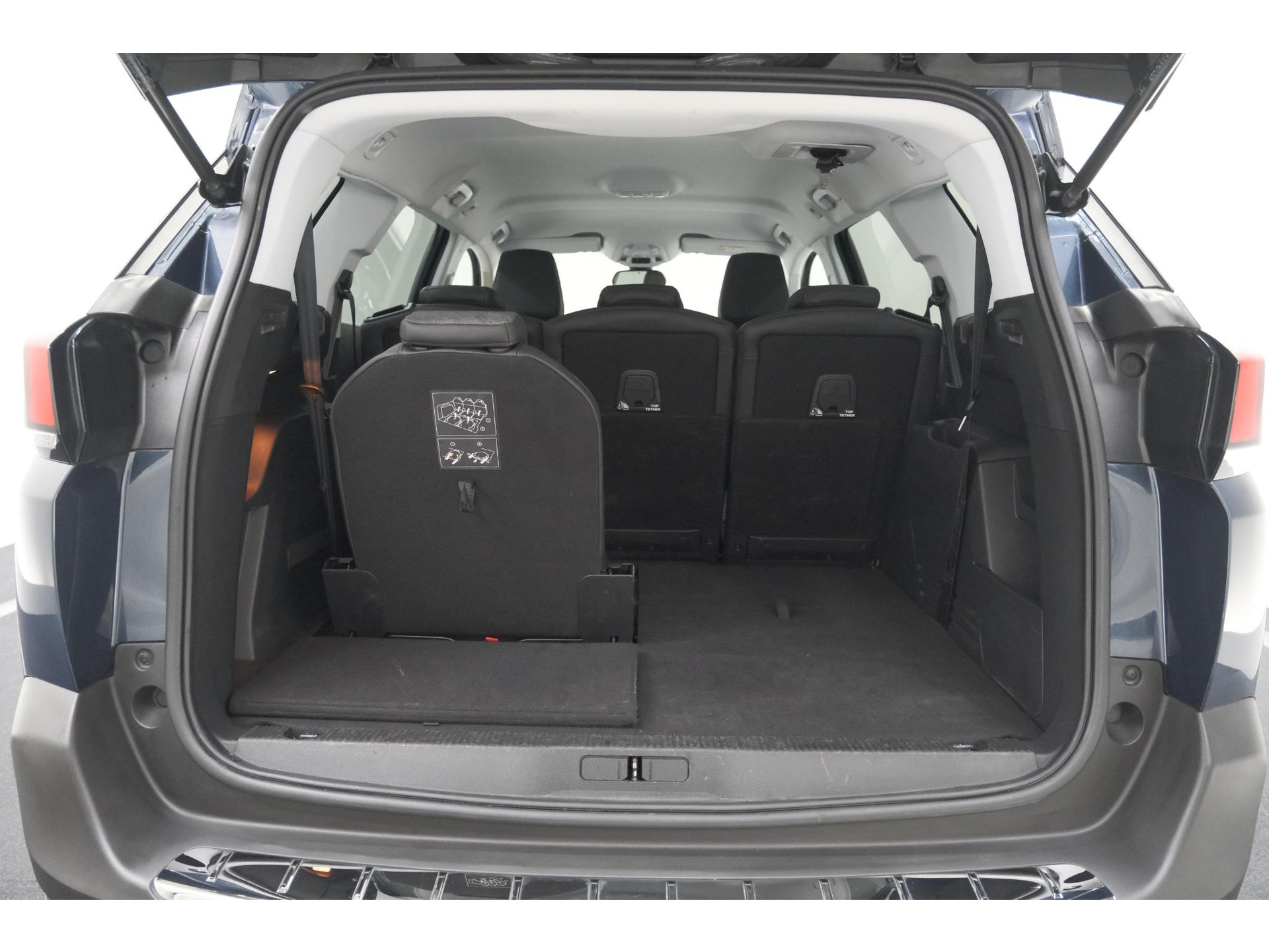 Peugeot 5008 PureTech 130 EAT8 Crossway | Trekhaak | Camera | Navigatie | Apple Carplay