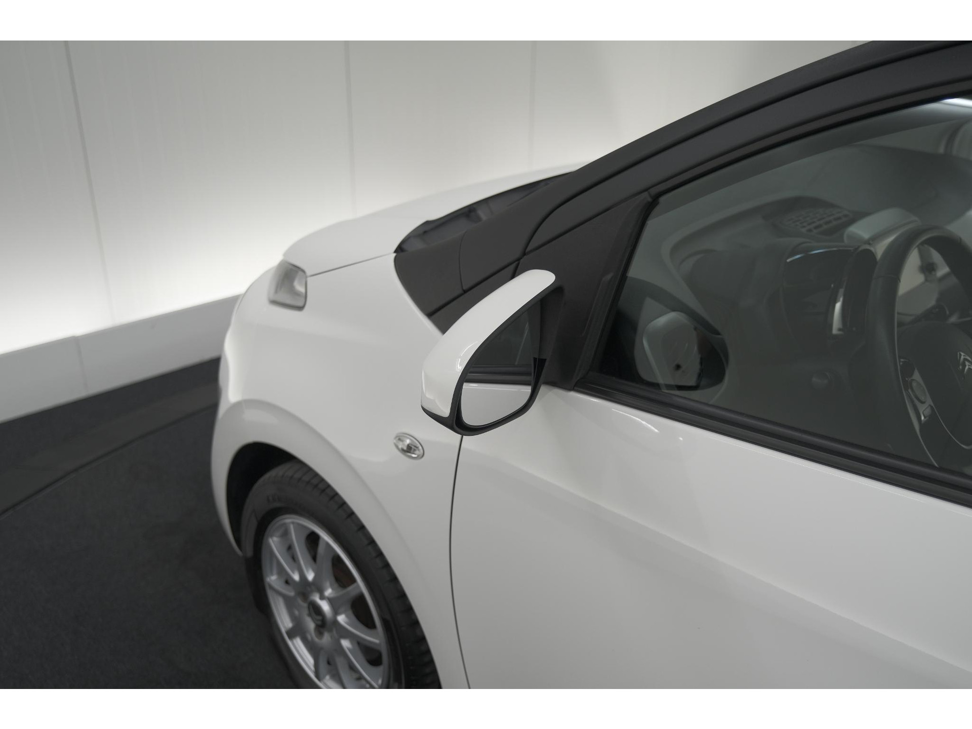 Citroen C1 1.0 e-VTi Feel | Camera | Airco | Lichtmetalen Velgen | DAB | 5 Deurs