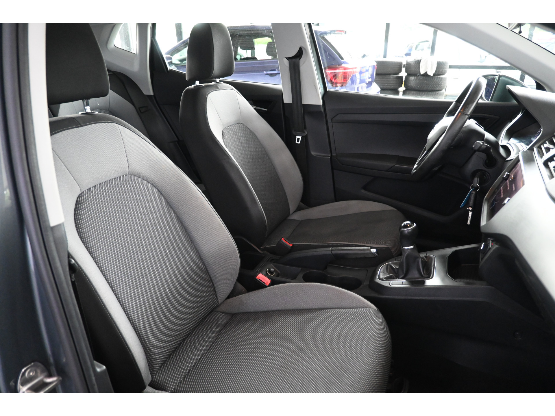 SEAT Ibiza 1.0 MPI Reference Clima Cruise Control Carplay Rijklaarprijs Inruil Mogelijk!