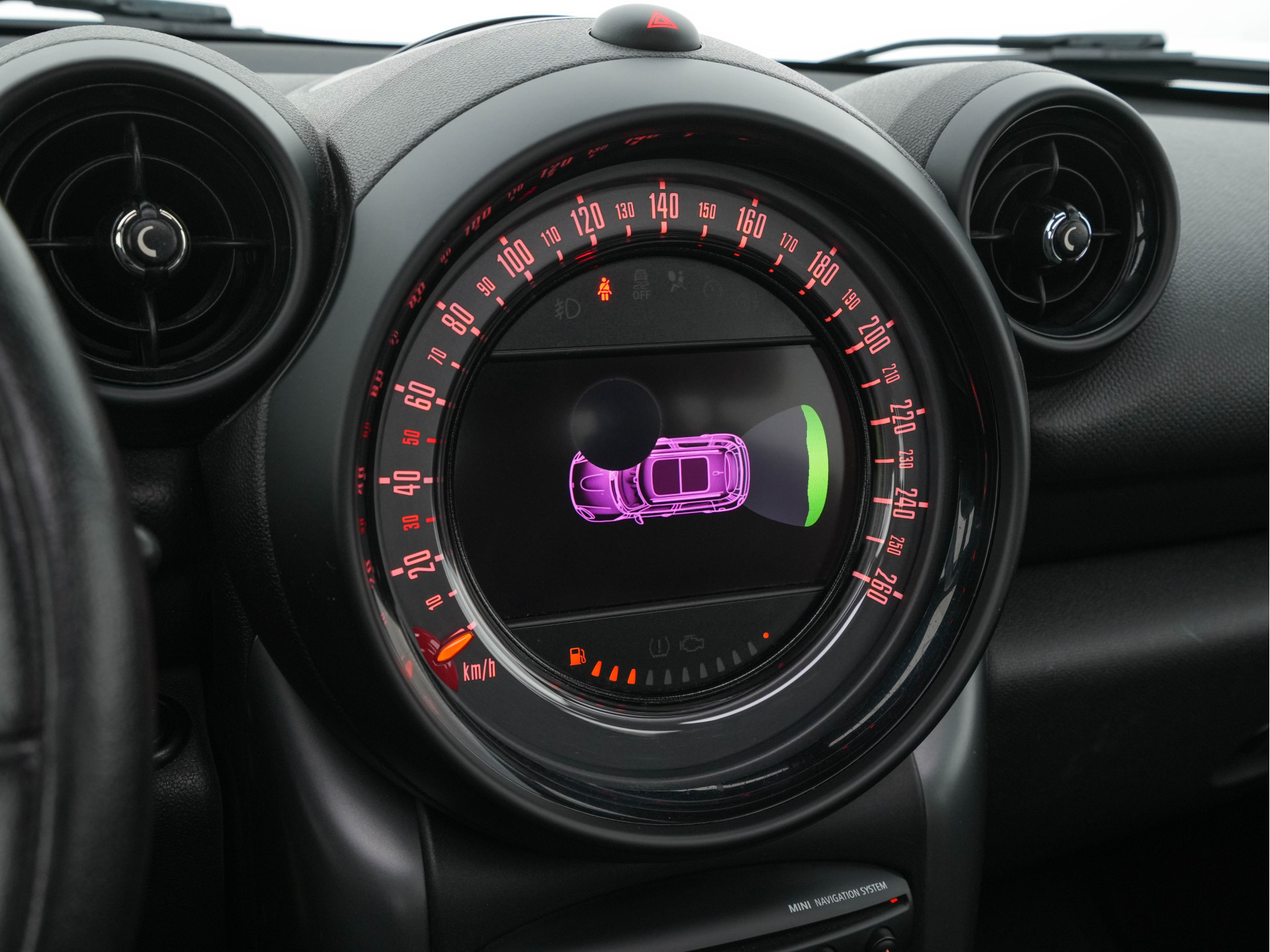 MINI Mini Countryman 2.0 Cooper SD ALL4 Pepper *PANO | LEATHER | BI-XENON | NAVI-FULLMAP | HEATED-COMFORTSEATS | ECC | HEATED-SEATS | PDC | CRUISE | TOWBAR | 17''ALU*