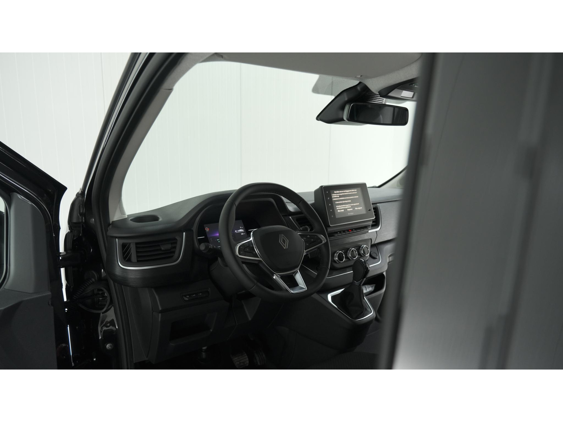 Renault Trafic 2.0 Blue dCi EDC 170 T29 L2H1 Extra DC | 6 Zitlplaatsen | Camera | Navigatie | Climate Control | Dubbele Cabine