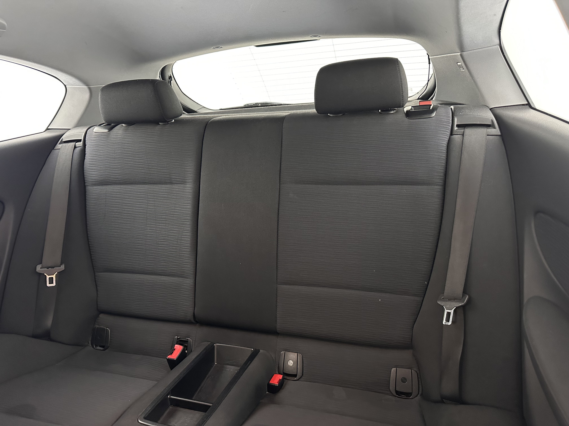 BMW 1-serie 118i Business Line *AIRCO | COMFORT-SEATS | 16''ALU | TOWBAR*