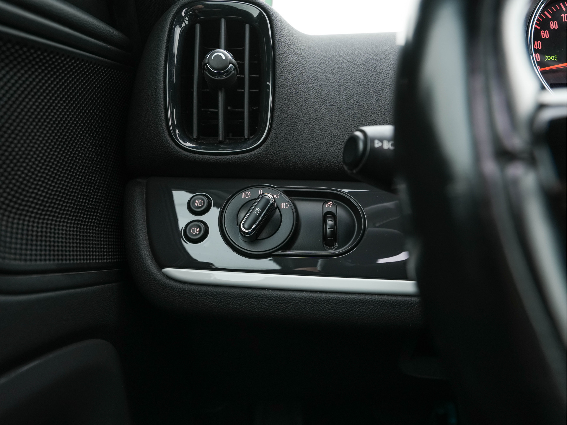 MINI Mini Countryman 2.0 Cooper S E ALL4 Chili Plug-In (INCL-BTW) Aut. *PANO | LEATHER-FABRIC | FULL-LED | SPORT-SEATS | KEYLESS | NAVI-FULLMAP | ECC | AMBIENT-LIGHT | PDC | CRUISE | 18''ALU*