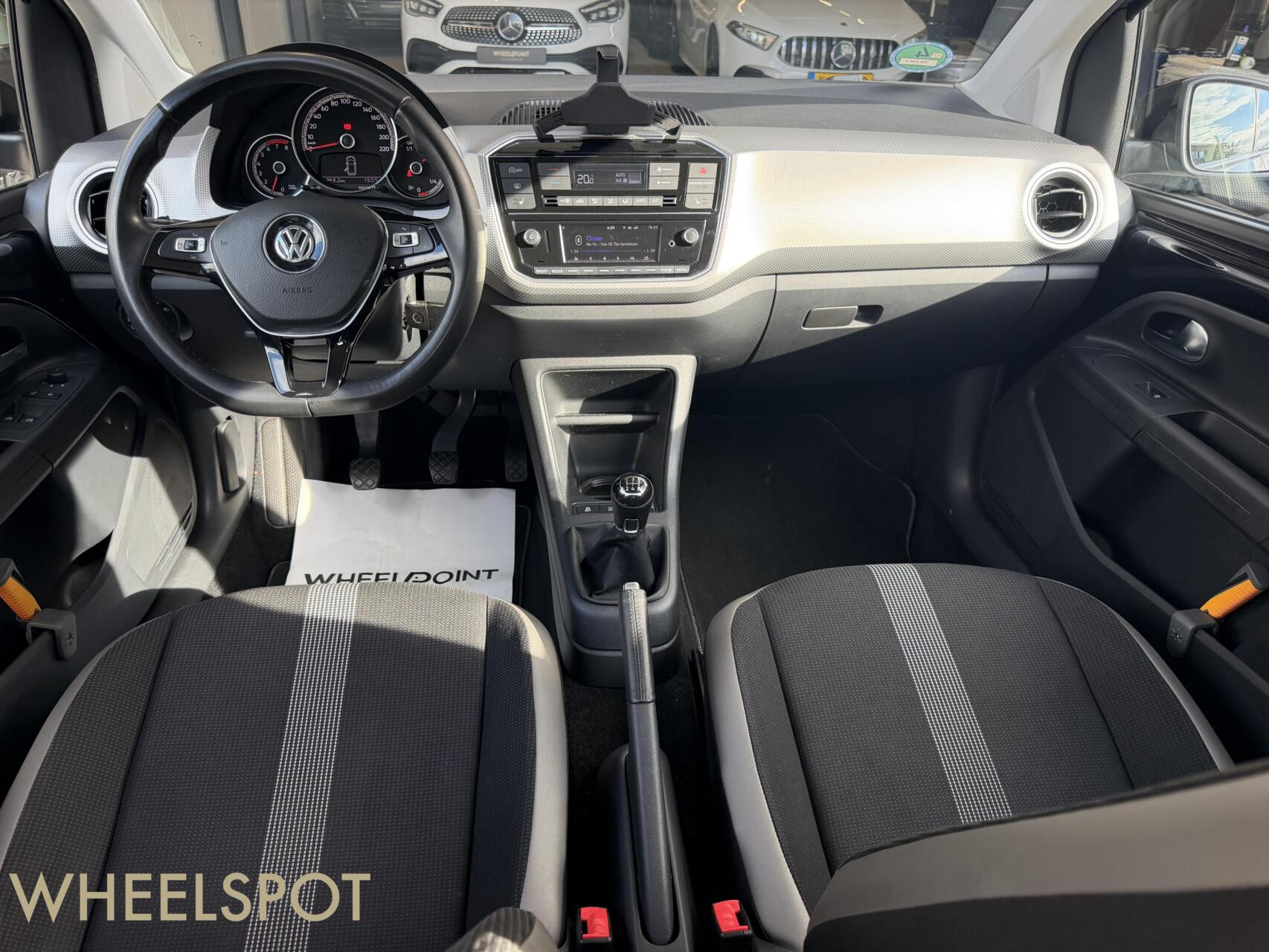 Volkswagen Up! 1.0 BMT high up!|Cruise|Camera|Clima|Stoelver