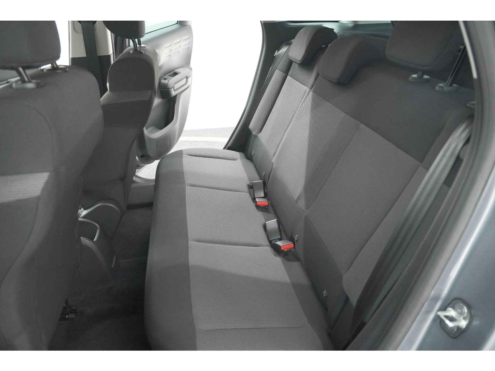 Citroen C3 Aircross PureTech 130 EAT6 Max | Allseason Banden | Parkeersensoren | Navigatie | Apple Carplay