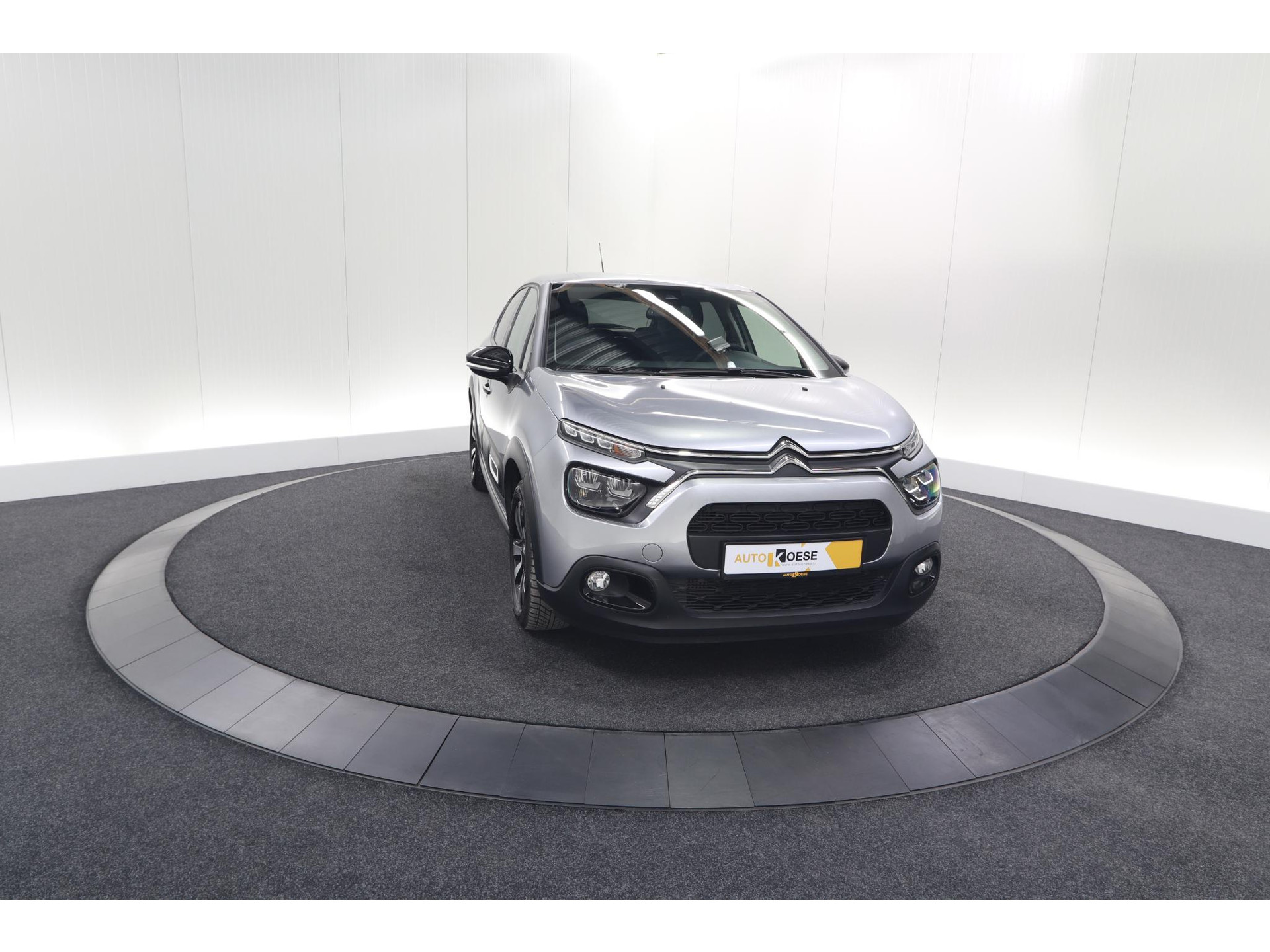 Citroen C3 PureTech 110 EAT6 Max | Camera | Parkeersensoren | Navigatie | Apple Carplay