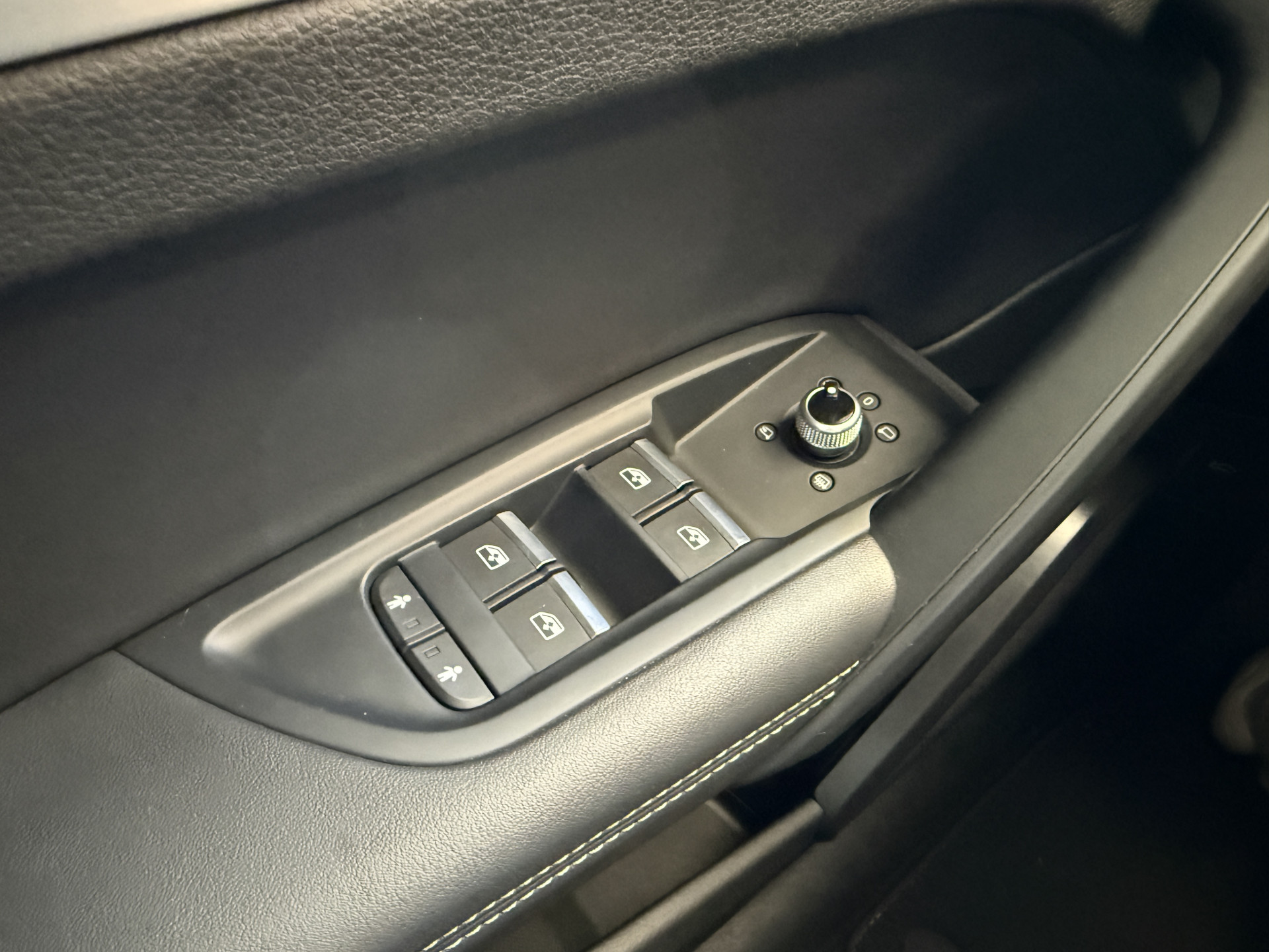Audi Q5 55 TFSI e quattro Competition | Apple Carplay | 2x S-Line | Stoelverwarming