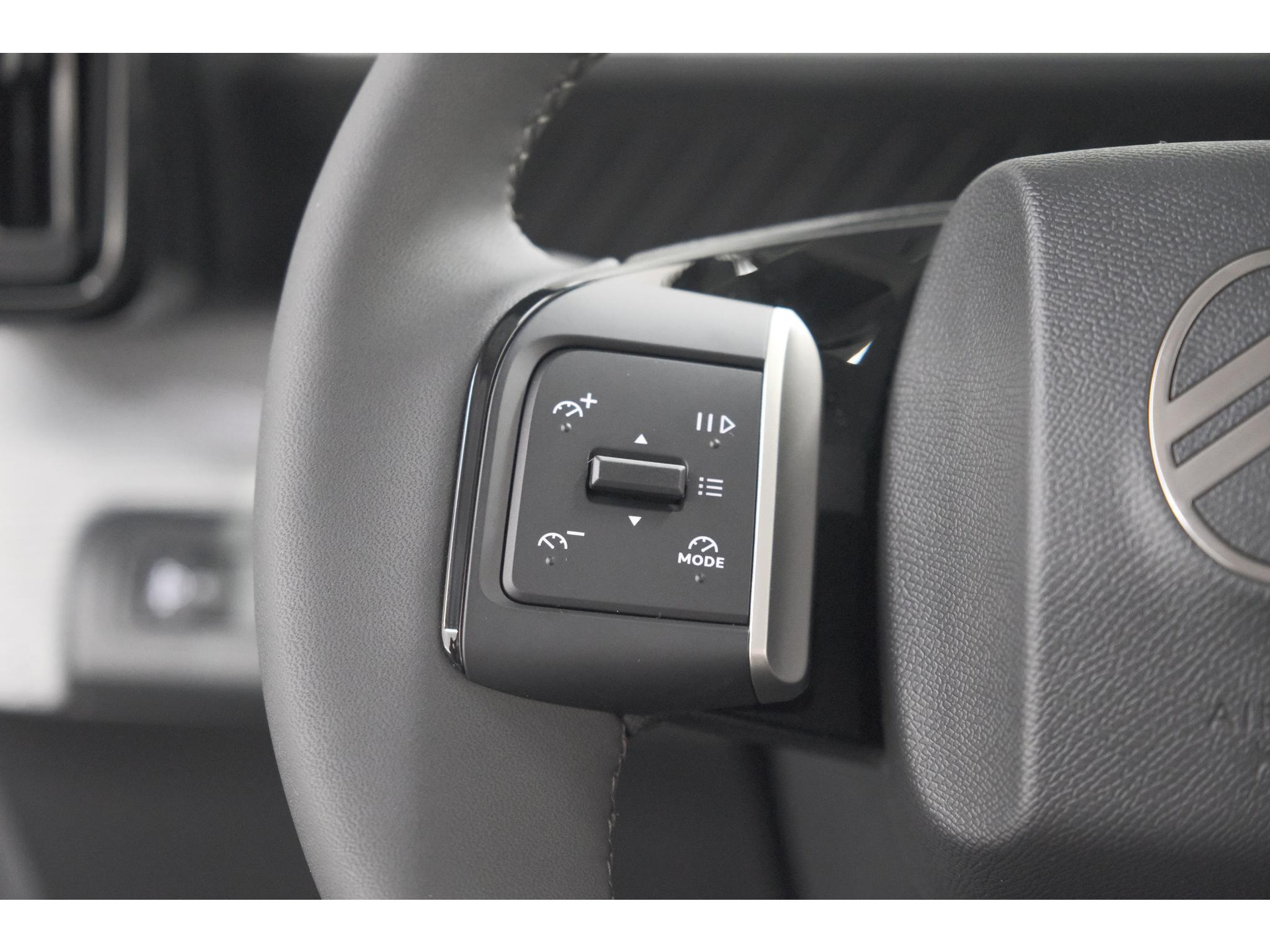 Citroen C3 Aircross 1.2 Turbo 100pk Plus | Camera | Parkeersensoren | Apple Carplay