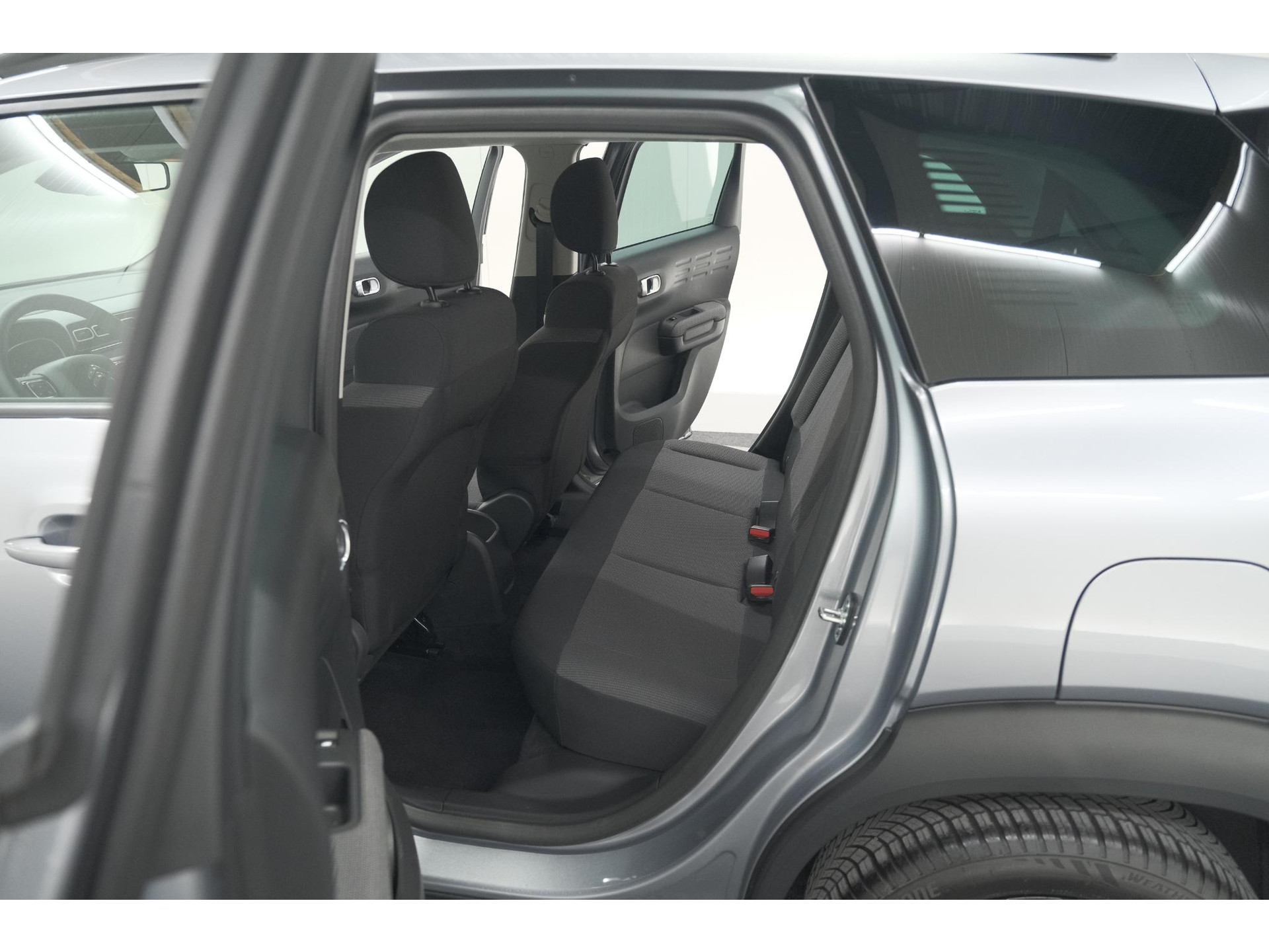 Citroen C3 Aircross PureTech 130 EAT6 Max | Allseason Banden | Parkeersensoren | Navigatie | Apple Carplay