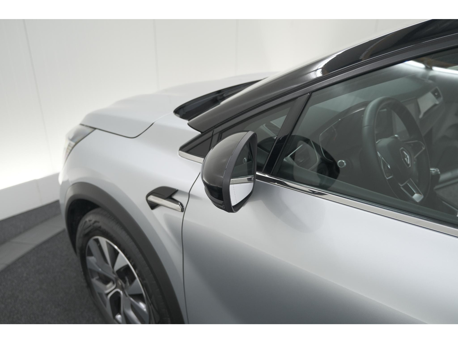 Renault Captur TCe 90 Intens | Trekhaak | Camera | Navigatie | Parkeersensoren | Apple Carplay