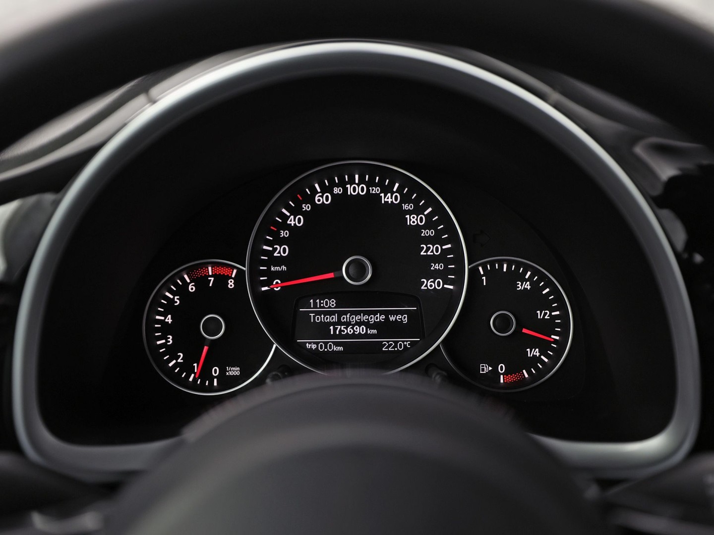 Volkswagen Beetle 1.2 TSI Sport (NAVIGATIE, CLIMATE, STOELVERWARMING, SPORTSTOELEN, LM VELGEN, CRUISE, NIEUWSTAAT)