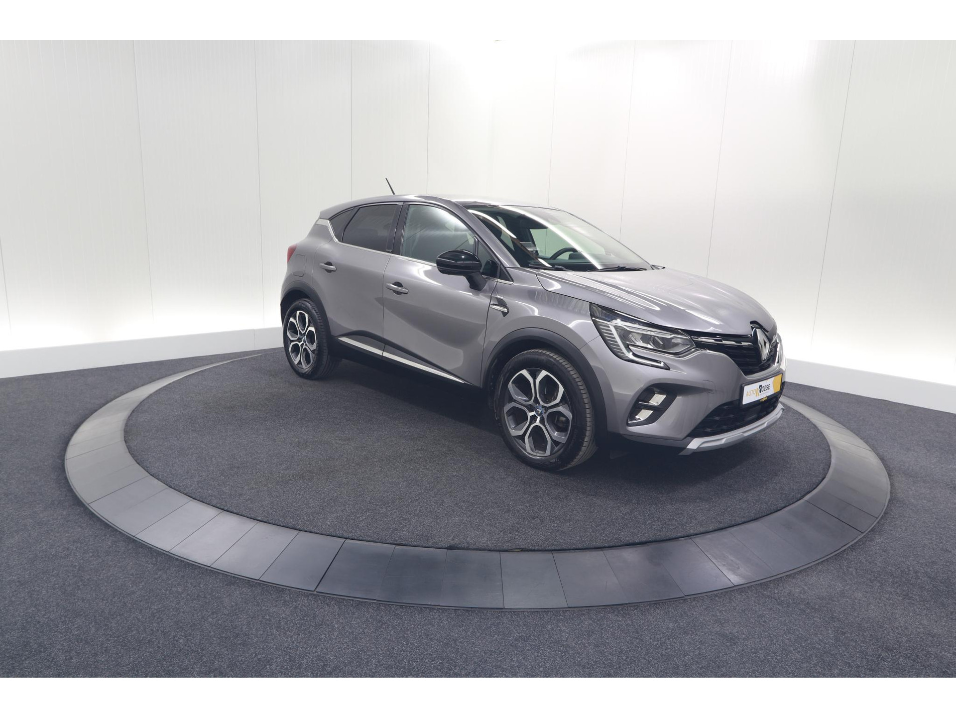 Renault Captur 1.6 E-Tech Plug-in Hybrid 160 Intens | Parkeersensoren | Apple Carplay | Navigatie | Climate Control