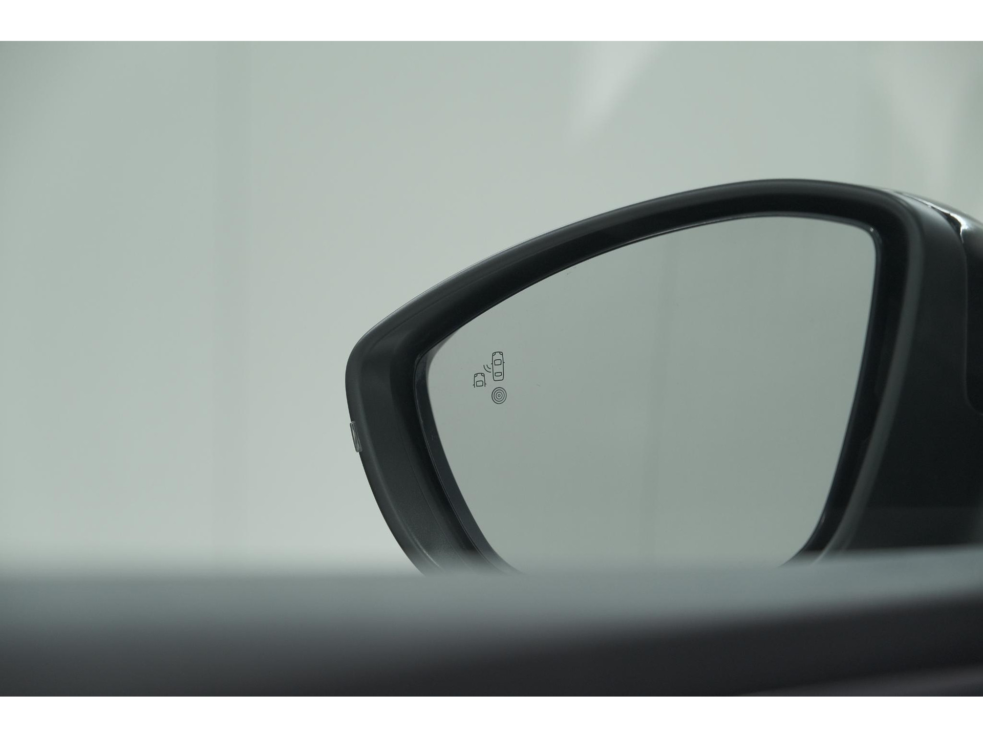Opel Corsa 1.2 Turbo 100 Ultimate | Panoramadak | Camera | Dodehoekdetectie | Apple Carplay
