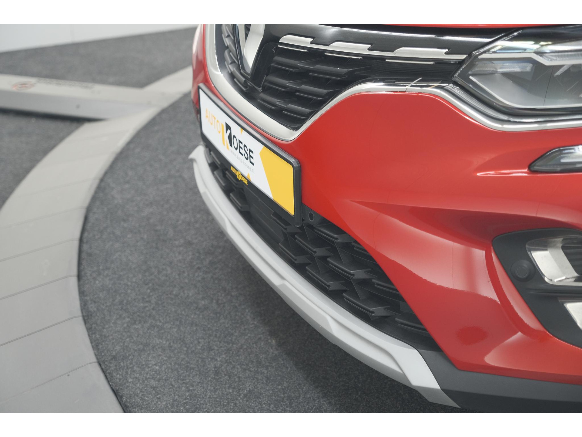 Renault Captur TCe 90 Techno | 360 Camera | 9.3 Inch Grootscherm | Apple Carplay | Navigatie