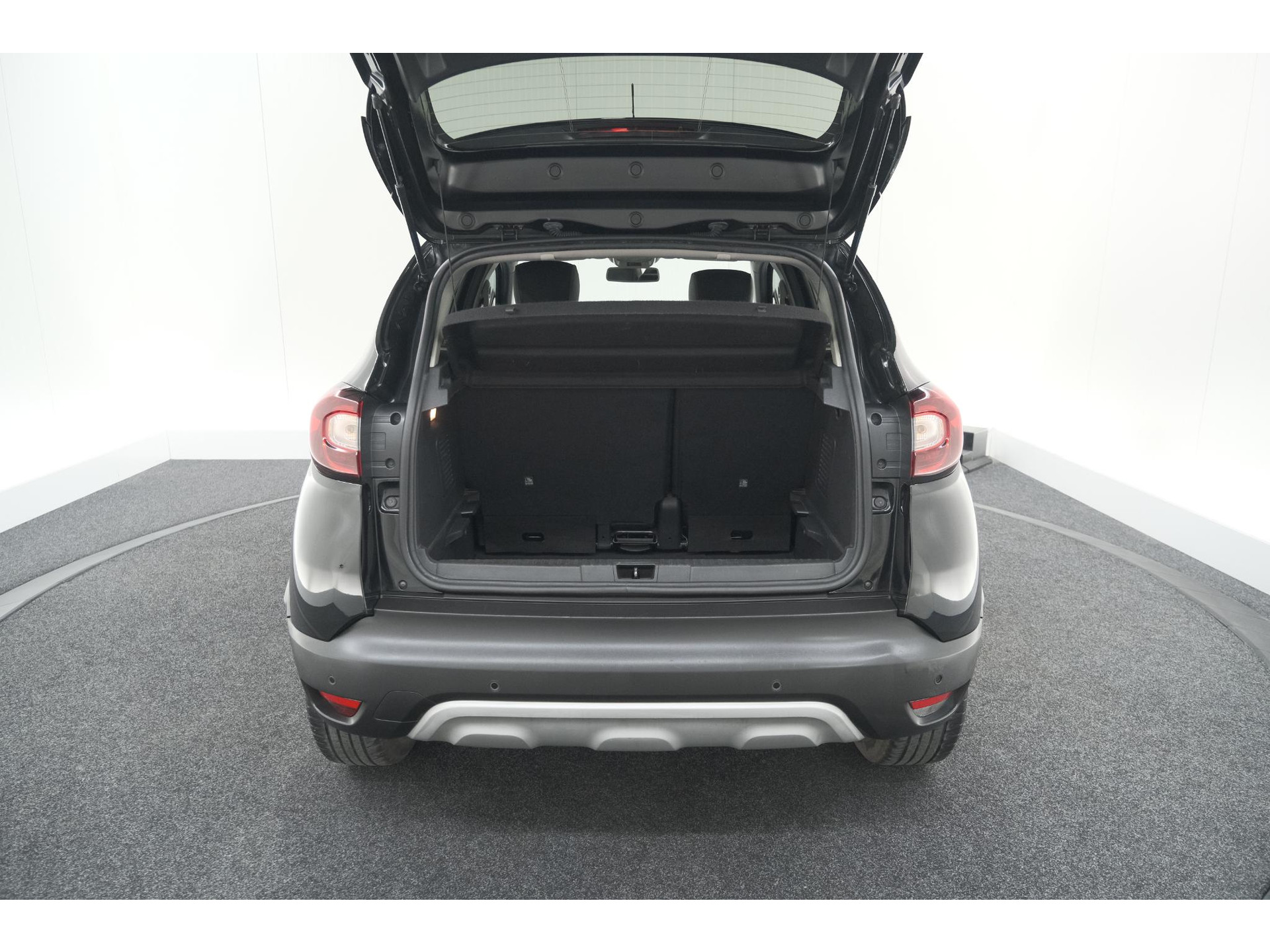 Renault Captur TCe 130 Intens | Camera | Navigatie | Parkeersensoren | Climate Control