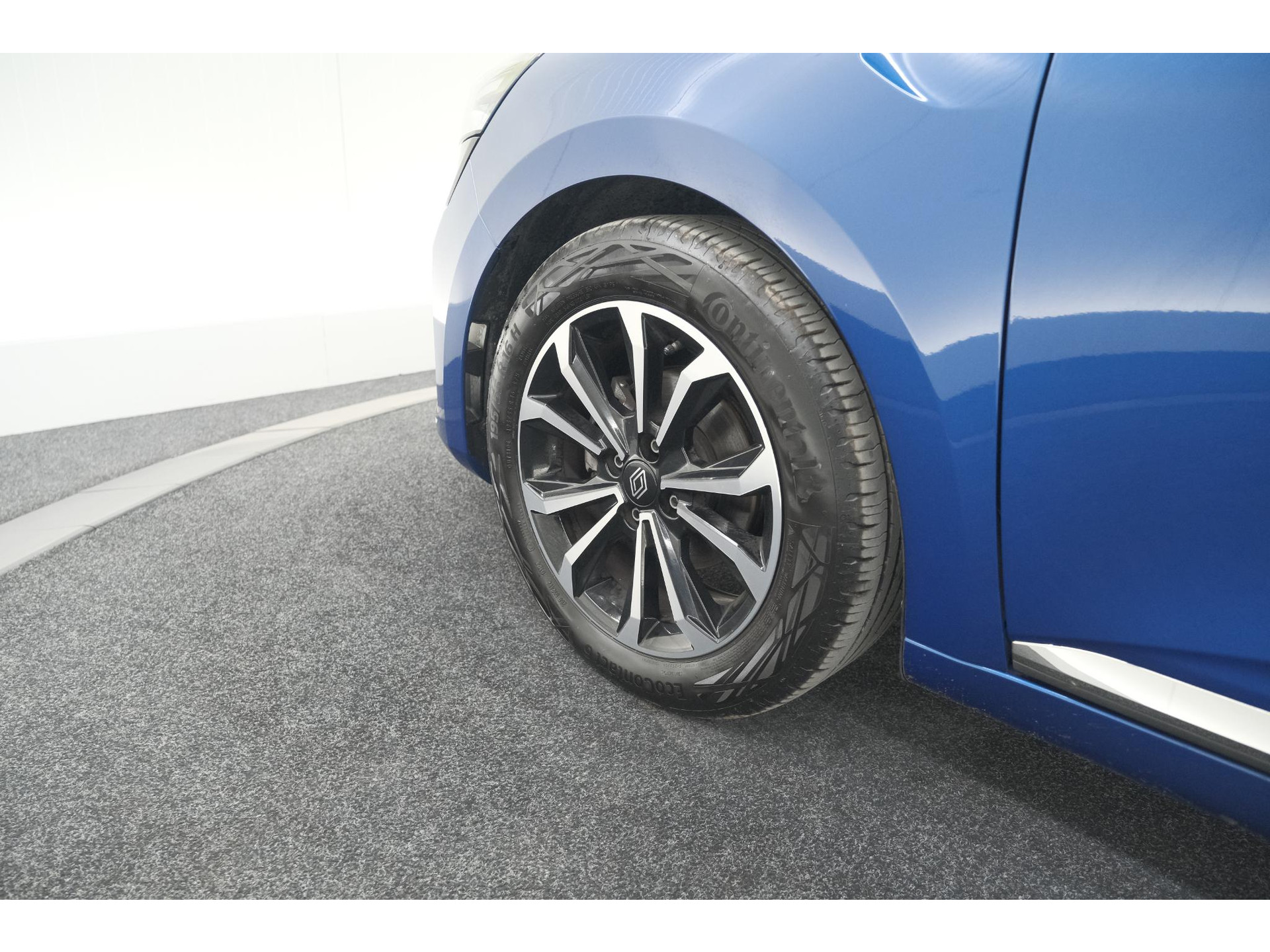 Renault Clio TCe 90 GPF Techno | 360 Camera | Dodehoekdetectie | Adaptieve Cruise Control