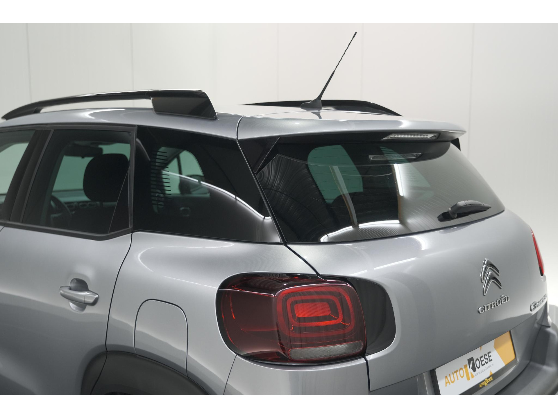Citroen C3 Aircross PureTech 130 EAT6 Plus | Stoelverwarming | Apple Carplay | Parkeersensoren