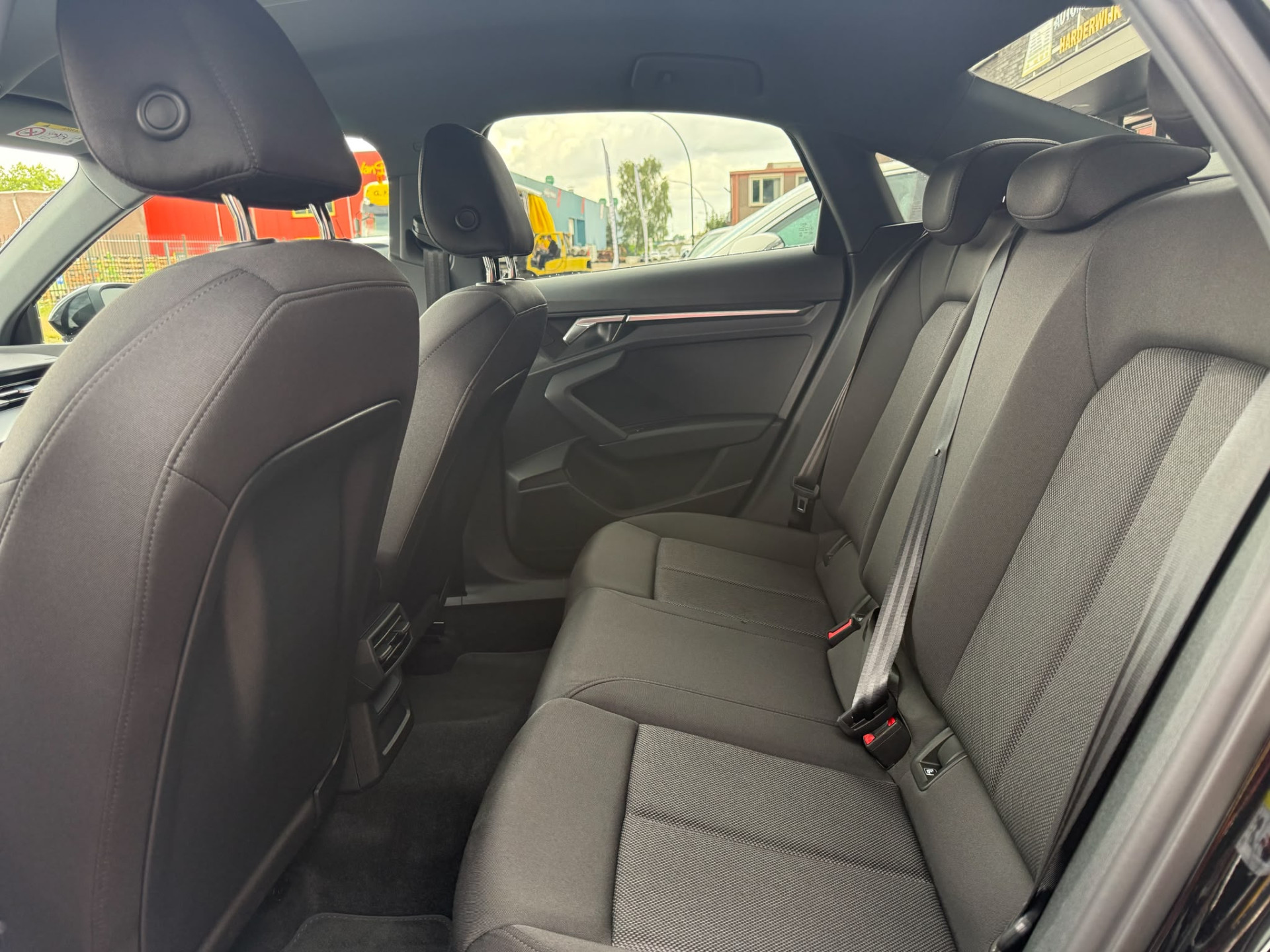 Audi A3 Limousine 30 TFSI Pro Line | 2E EIGENAAR | AUTOMAAT | 3/6 OF 12MND GARANTIE | APPLE CARPLAY | CRUISE | CLIMA | LMV |