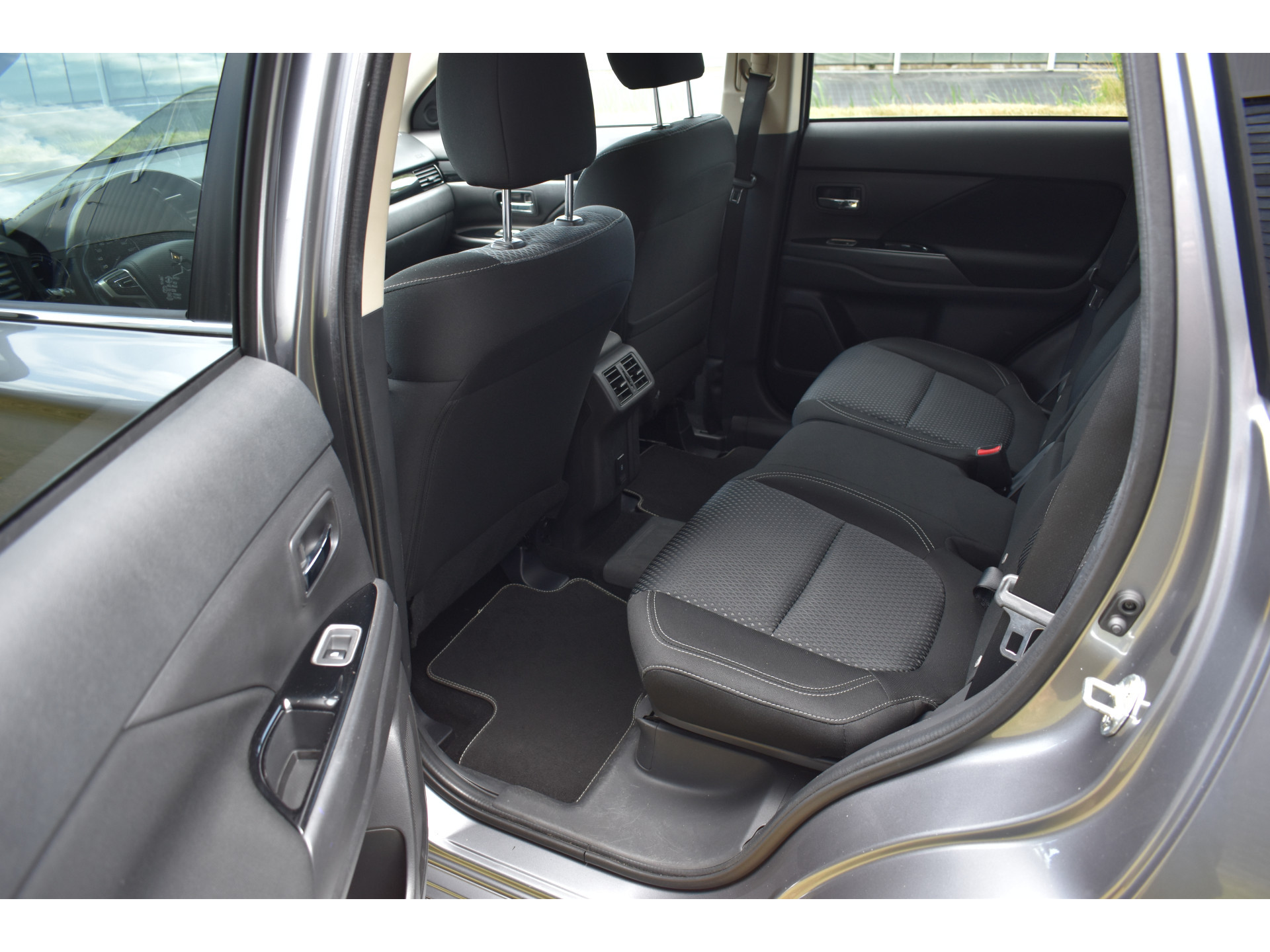 Mitsubishi Outlander 2.4 PHEV Instyle Plugin-hybride