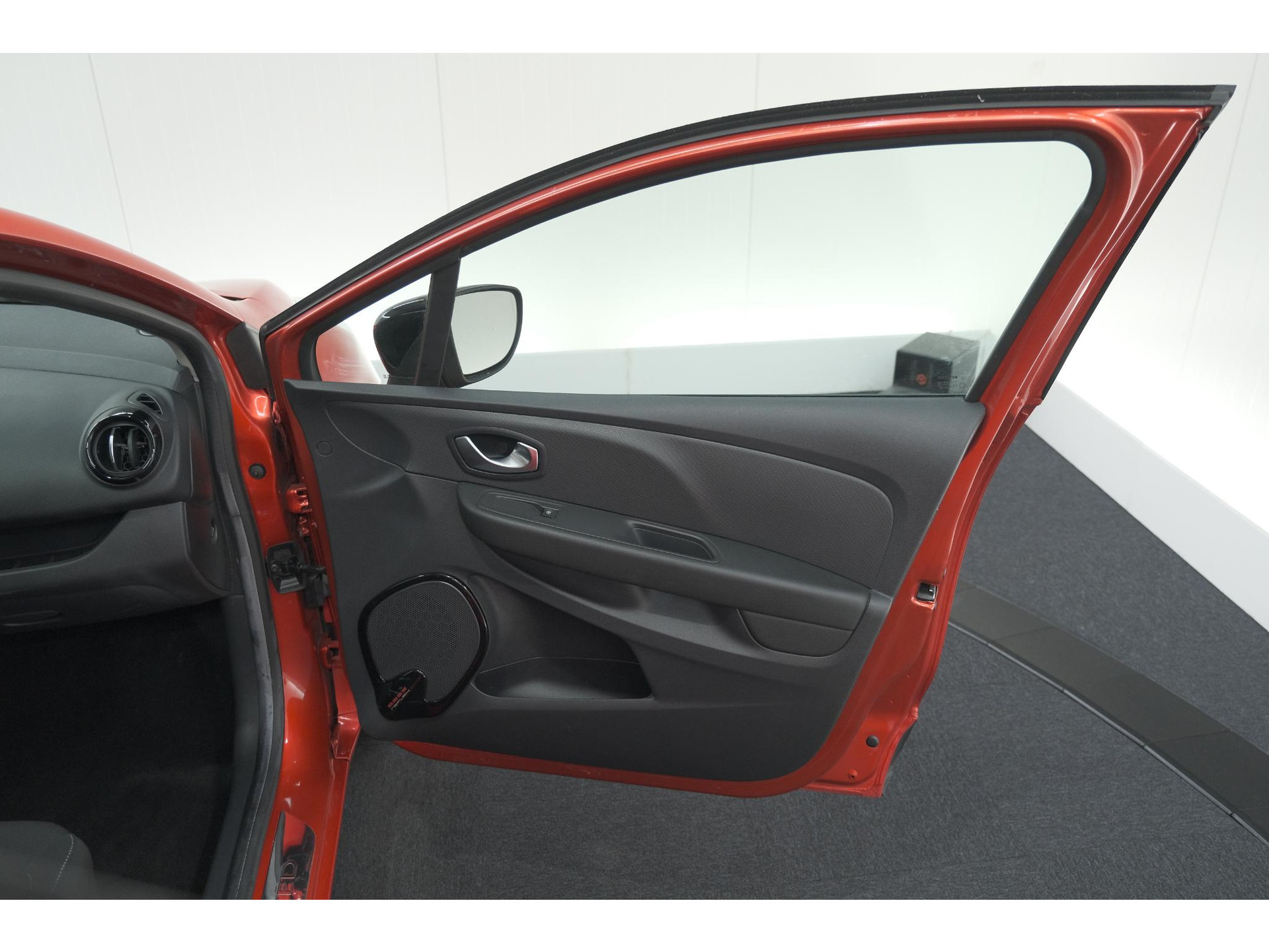 Renault Clio TCe 90 Limited | Trekhaak | Parkeersensoren | Navigatie