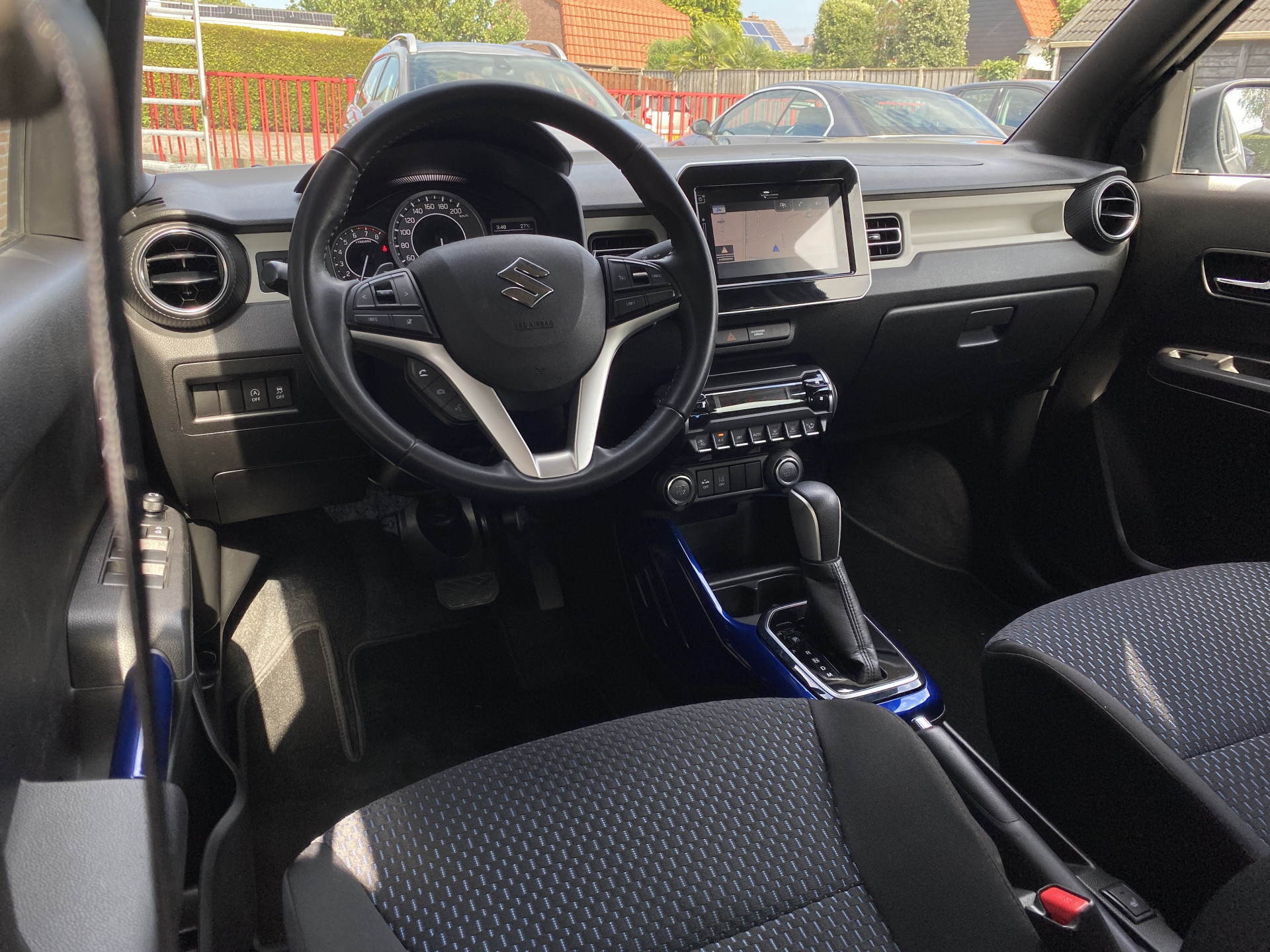 Suzuki Ignis 1.2 Smart Hybrid Style AUT. | 1e eigenaar | navigatie | trekhaak | cruise control | climate | stoelverwarming