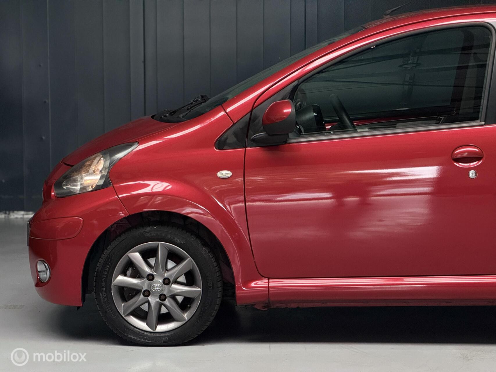 Toyota Aygo 1.0-12v Aspiration Red Navigator|Automaat|NAP|Navi
