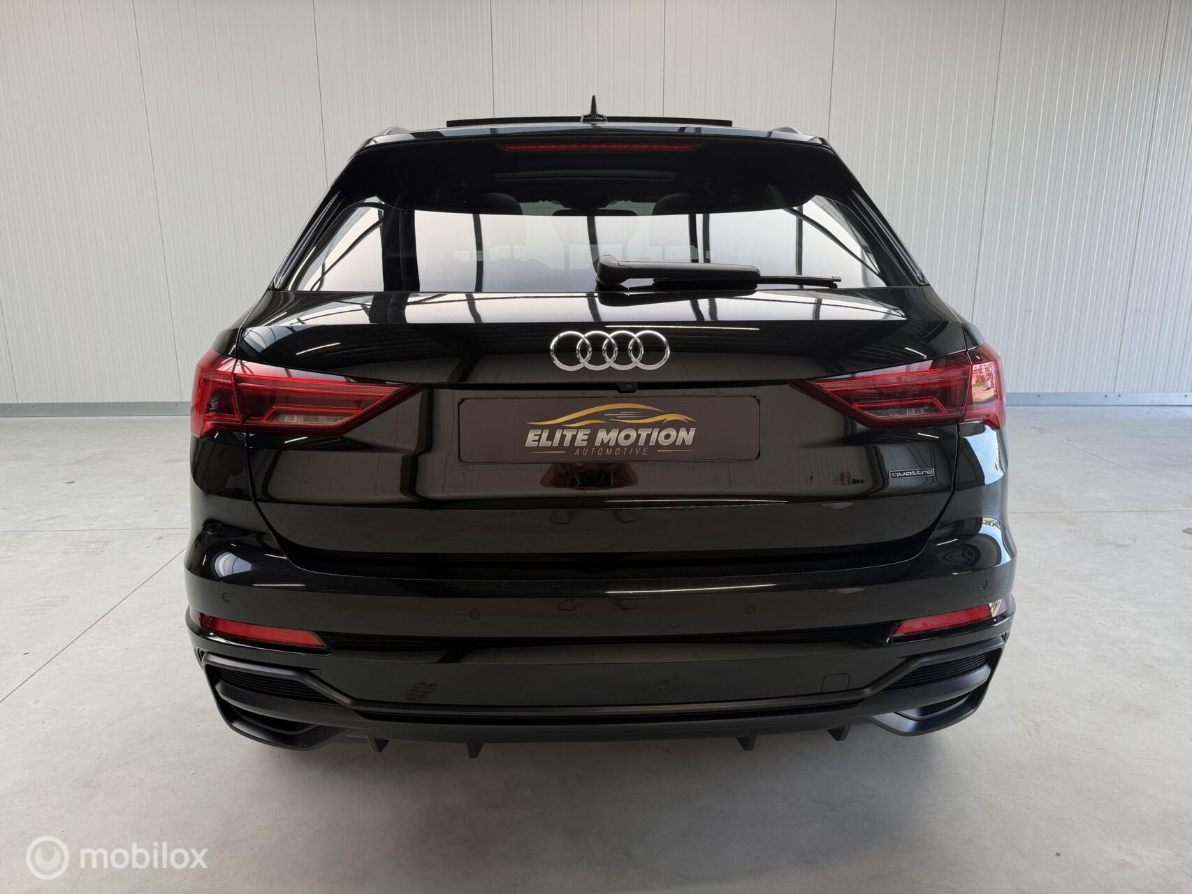 Audi Q3 40 TFSI Quatrro S-tronic 190 PK | 3x S line | 360Cam