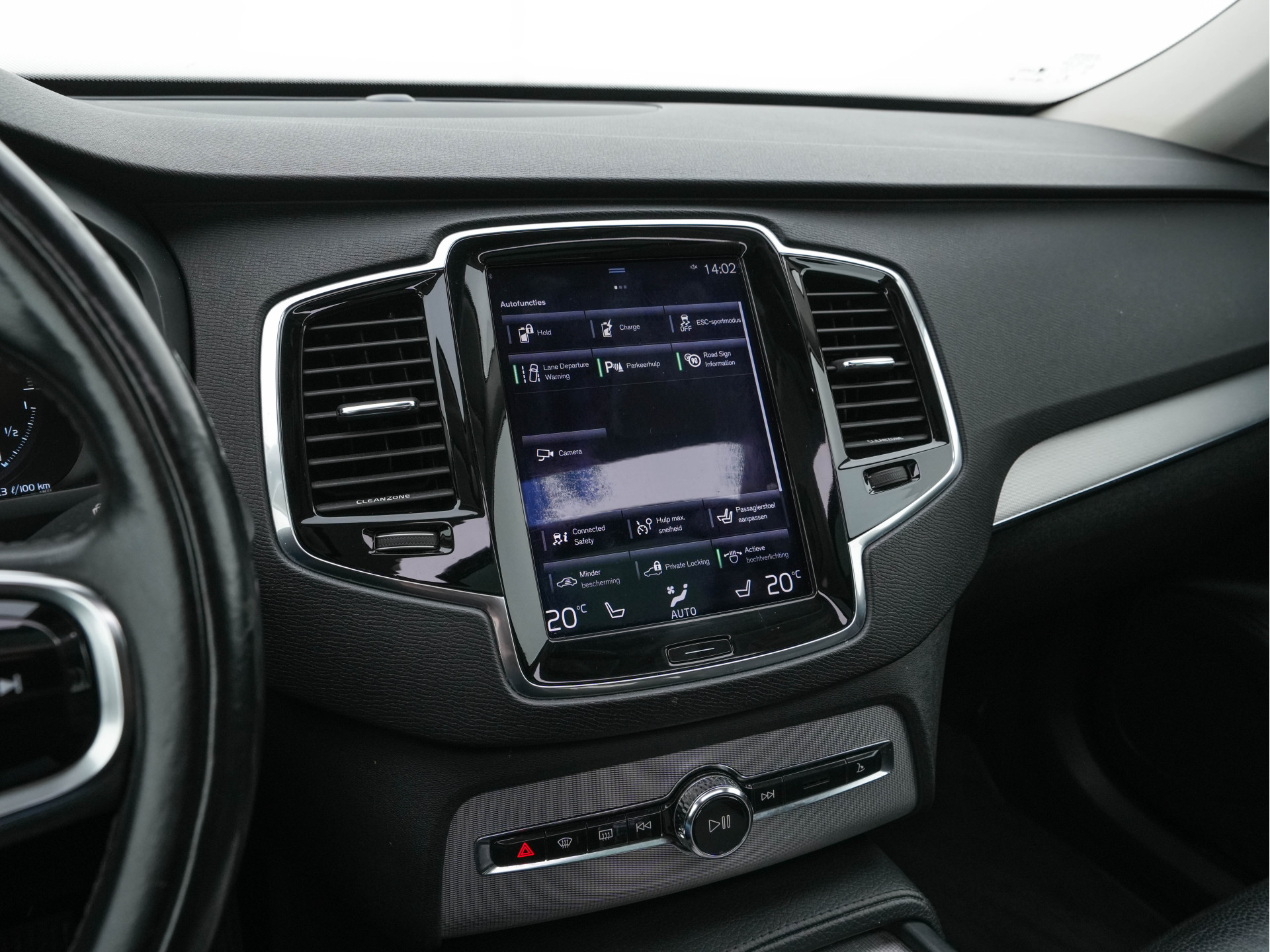 Volvo XC90 2.0 T8 Twin Engine Inscription AWD [ 7-Pers ] (INCL-BTW) Aut. *PANO | NAPPA-LEATHER | FULL-LED | MEMORY-PACK | KEYLESS | DAB | NAVI-FULLMAP | CAMERA | DIGI-COCKPIT | SPORT-SEATS | 22"ALU*