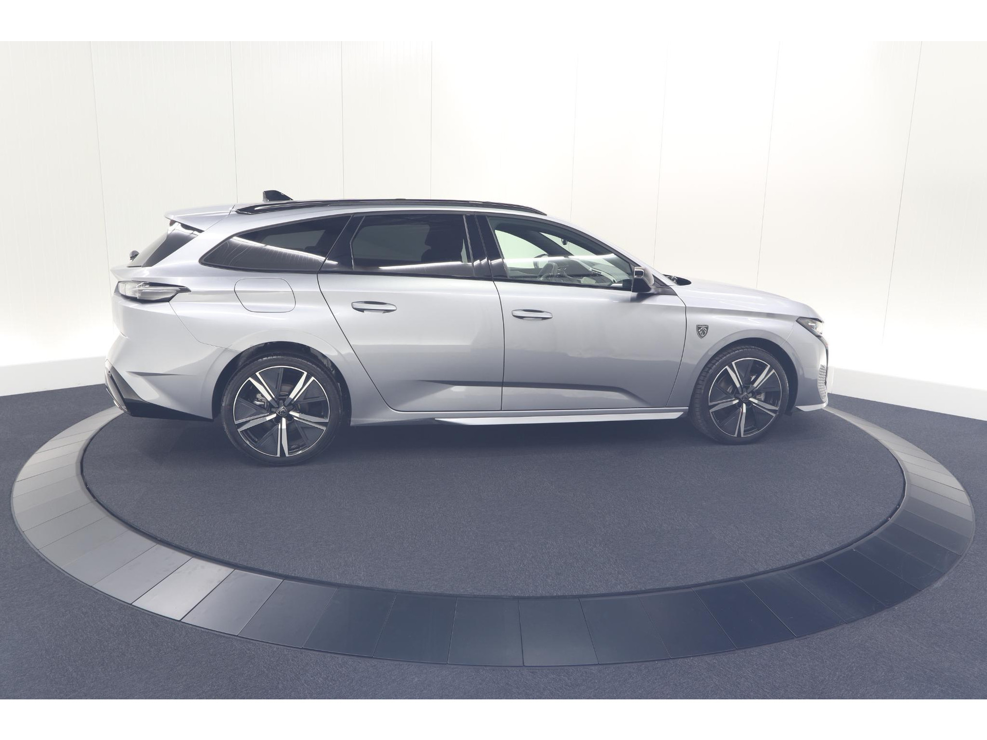 Peugeot 308 SW 1.2 Hybrid 136 e-DCS6 GT | Camera | Adaptieve Cruise Control | Apple Carplay