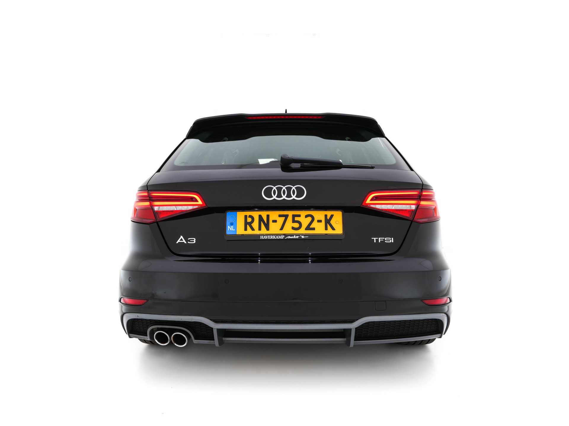 Audi A3 Sportback 1.5 TFSI CoD S-Line-Sportpack Edition Aut. *FULL-LED | LEATHER-FABRIC | NAVI-FULLMAP | SPORT-SEATS | AUDI-SOUND | ECC | PDC | PRIVACY-GLASS | CRUISE | 18''ALU*