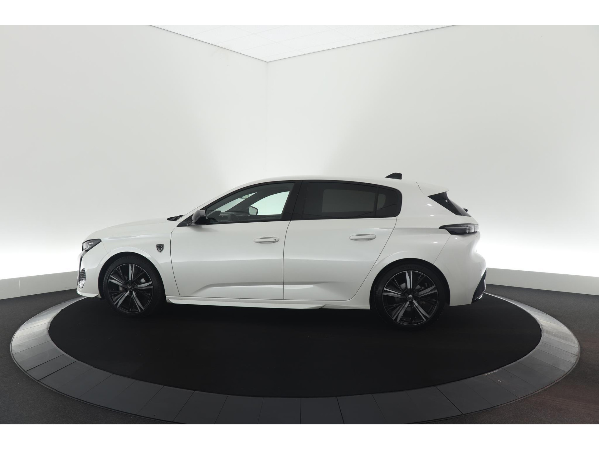 Peugeot 308 PureTech 130 GT Pack Business | Camera | Dodehoekdetectie | Apple Carplay
