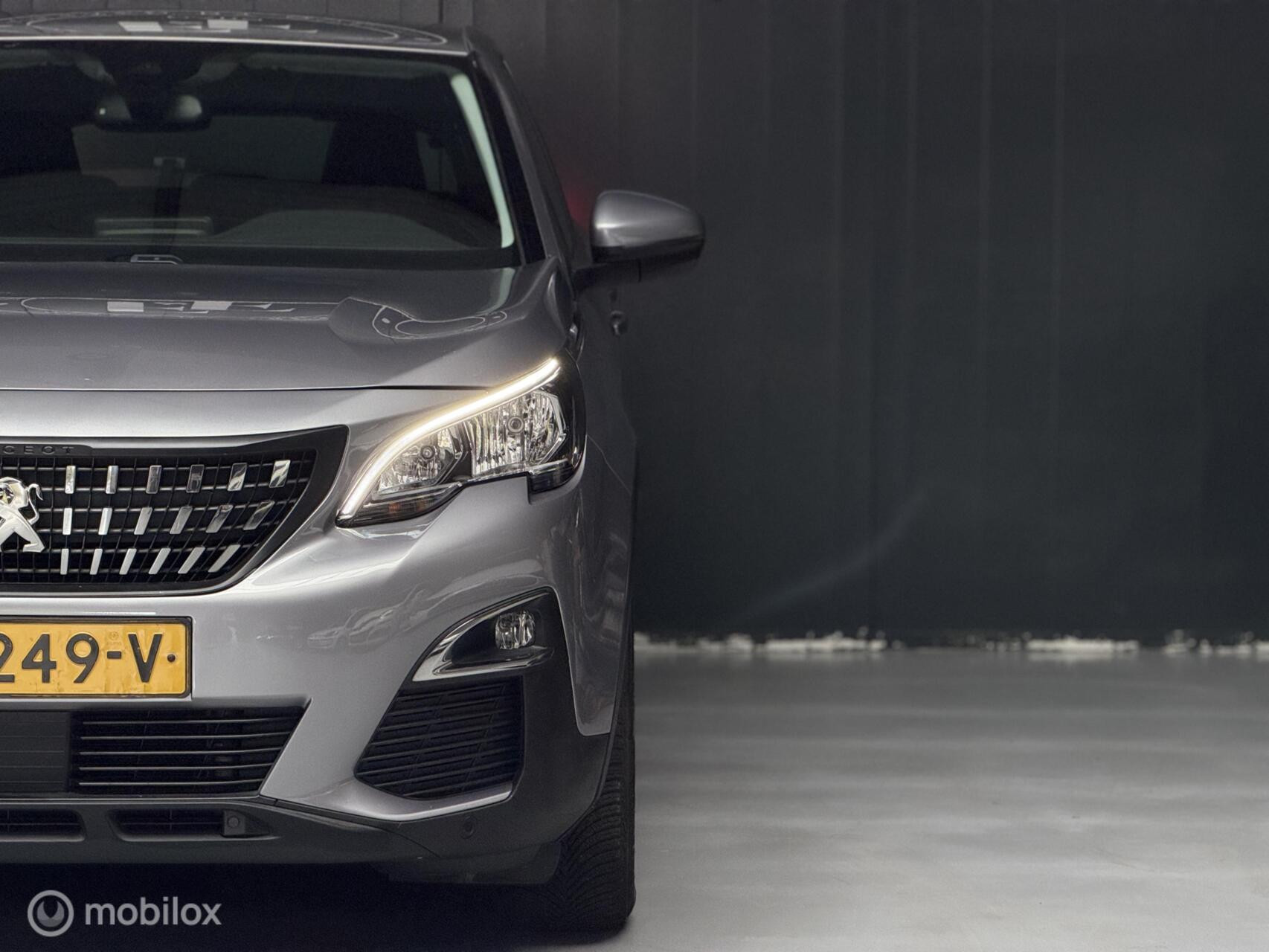 Peugeot 3008 1.2 PureTech Active|Automaat|CarPlay|Camera|Trekhaak|NAP