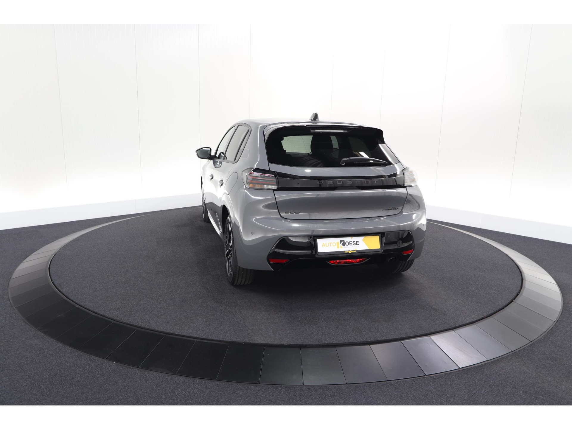 Peugeot 208 1.2 Hybrid 110 e-DCS6 Allure | Apple Carplay | Parkeersensoren Voor + Achter | Climate Control