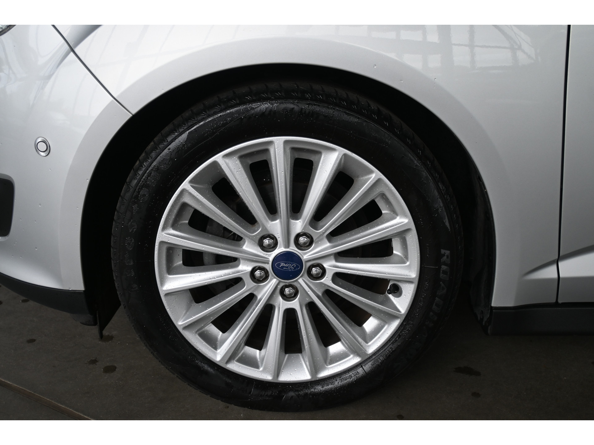 Ford C-Max 1.0 Titanium Clima Cruise control Navigatie Rijklaarprijs Inruil Mogelijk!