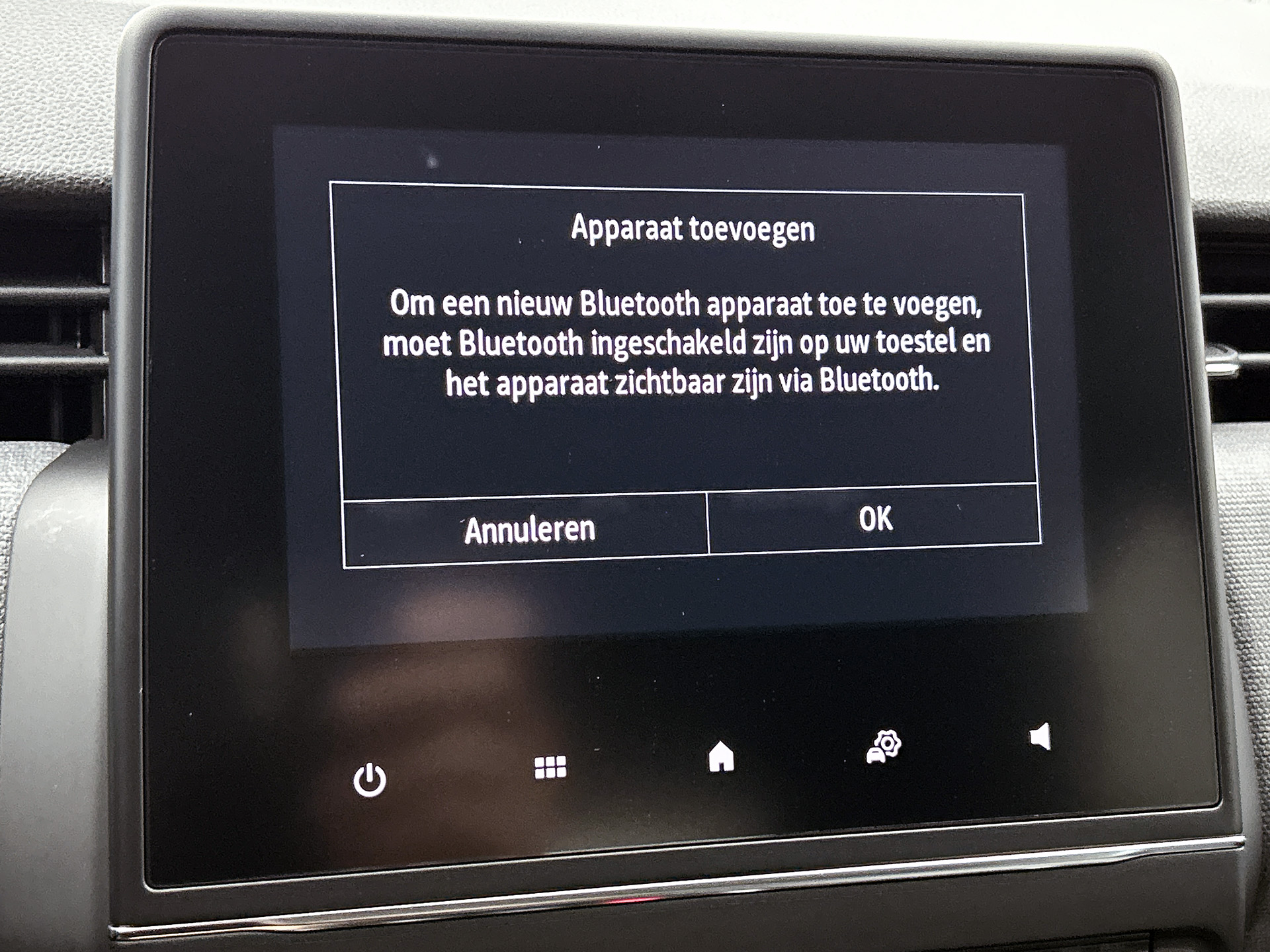 Renault Clio TCe 90PK GPF evolution | CAMERA | NAVI | DEALER ONDERHOUDEN | STOEL VERWARM. | PARK. SENSOREN | CARPLAY