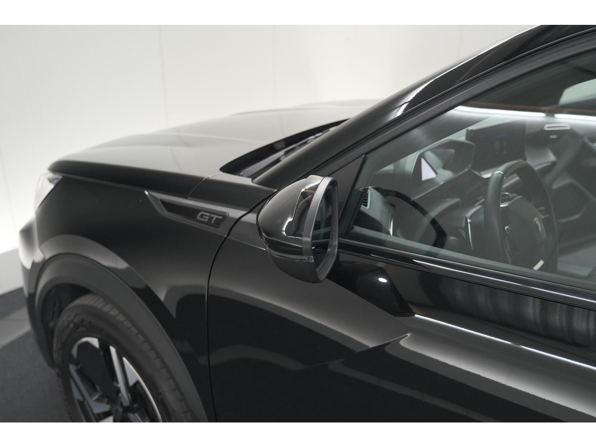 Peugeot 2008 1.2 Hybrid 145 GT | Camera | Apple Carplay | Parkeersensoren