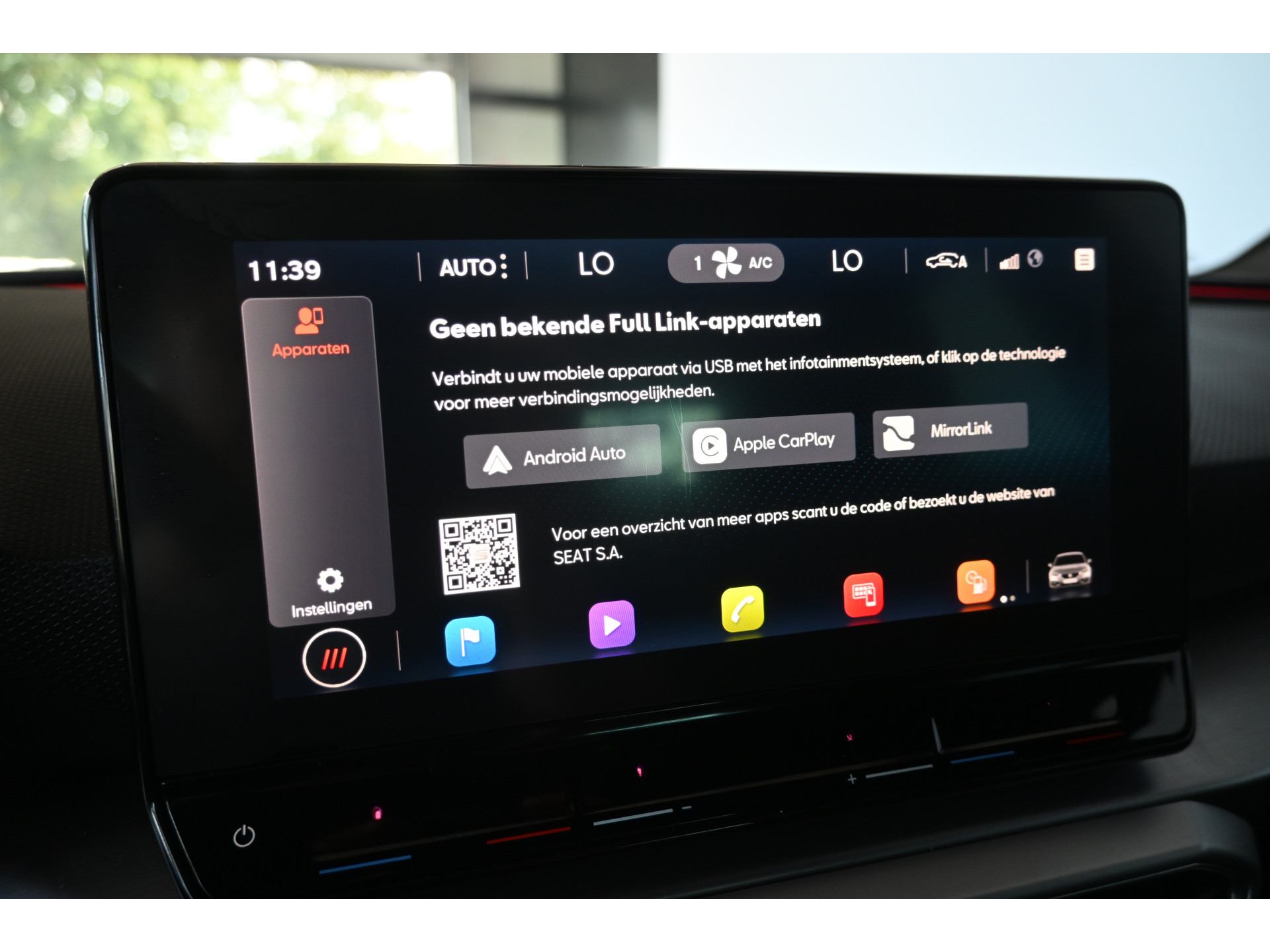 SEAT Leon 1.5 TSI FR Launch Edition Clima Navigatie Carplay Virtual LED Rijklaarprijs! Inruil Mogelijk!