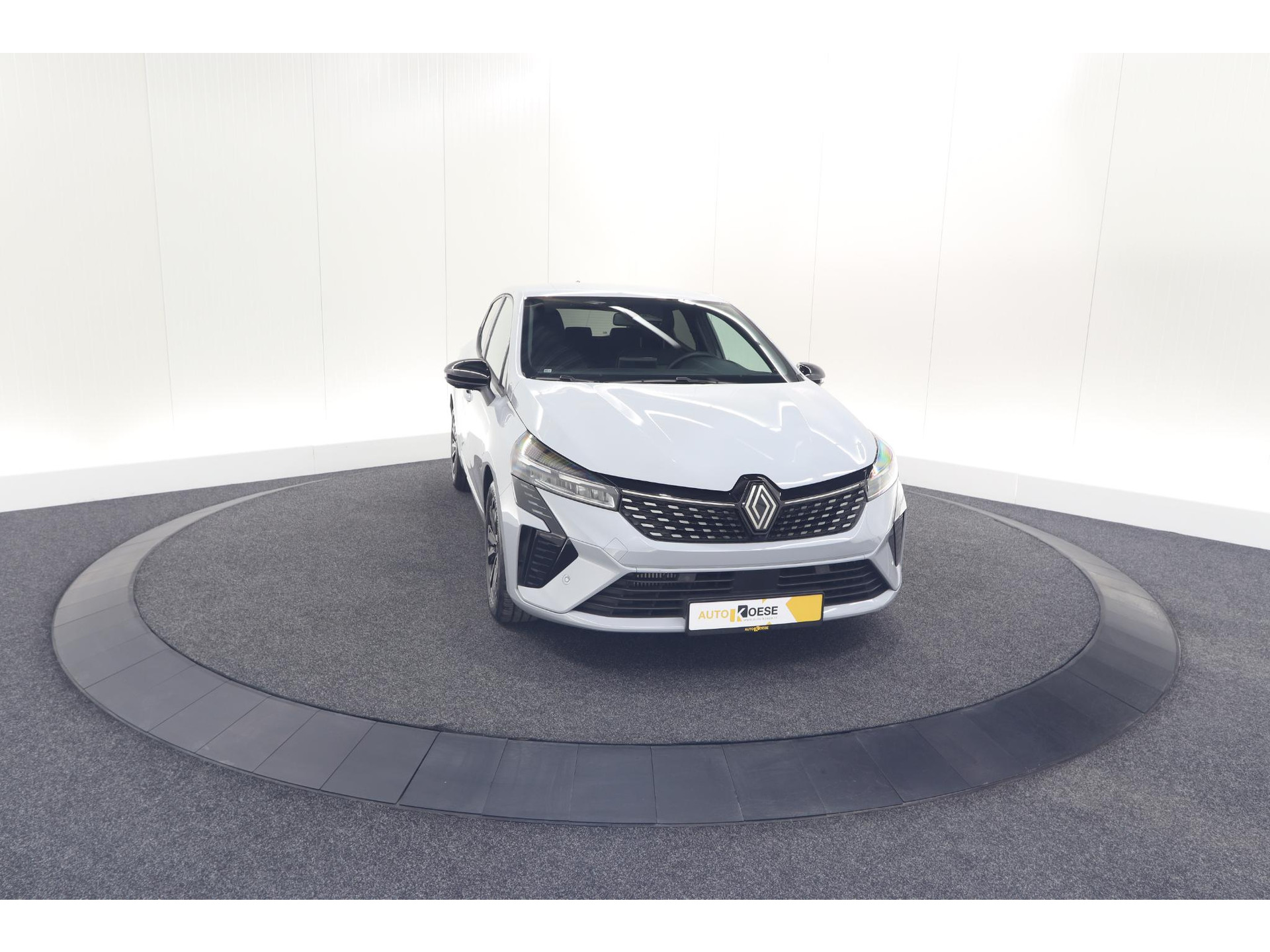 Renault Clio TCe 90 GPF techno | 360 Camera | Adaptieve Cruise Control | 9.3 Inch Groot Scherm